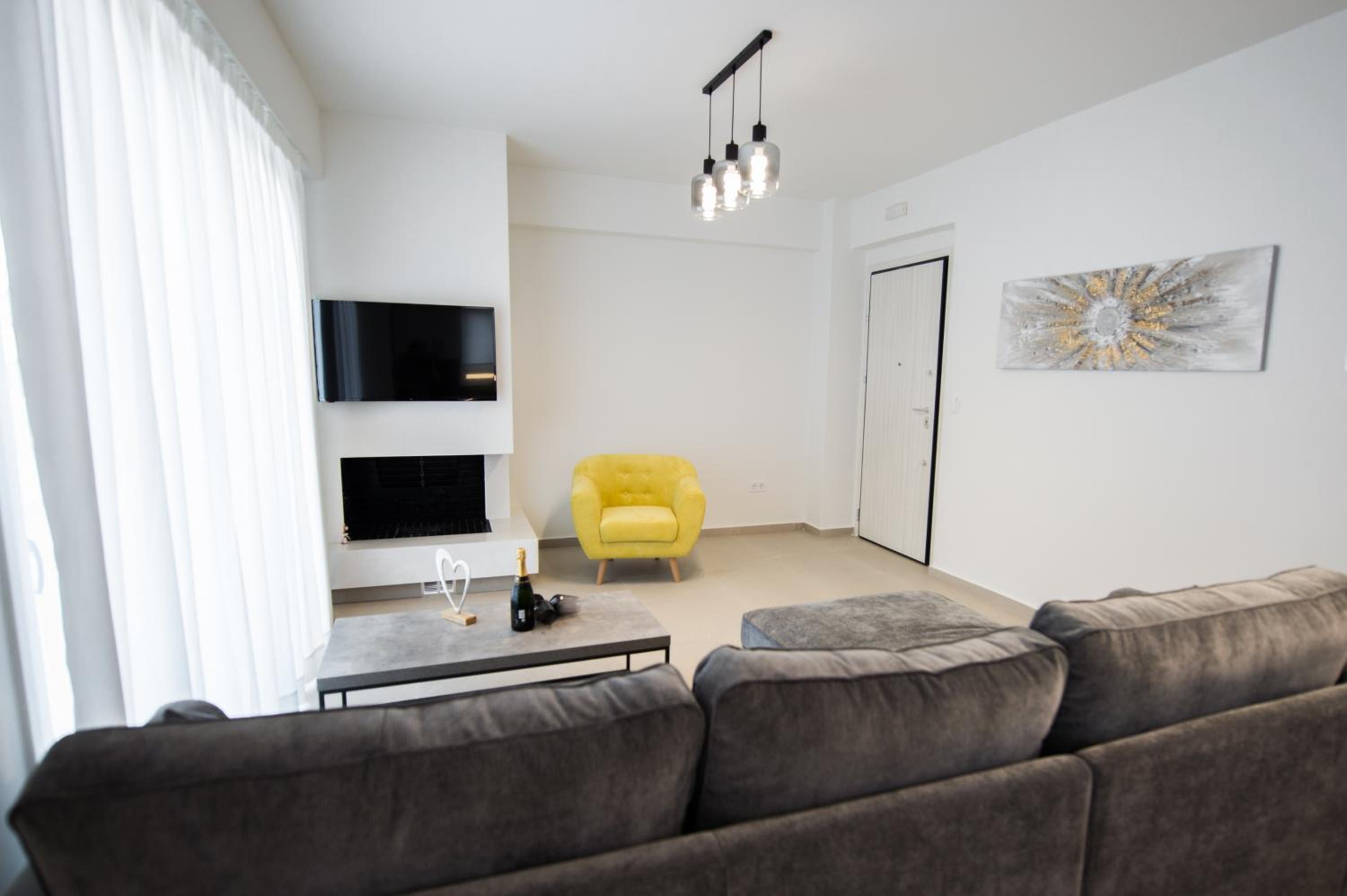Two-Bedroom Apartment photo 3