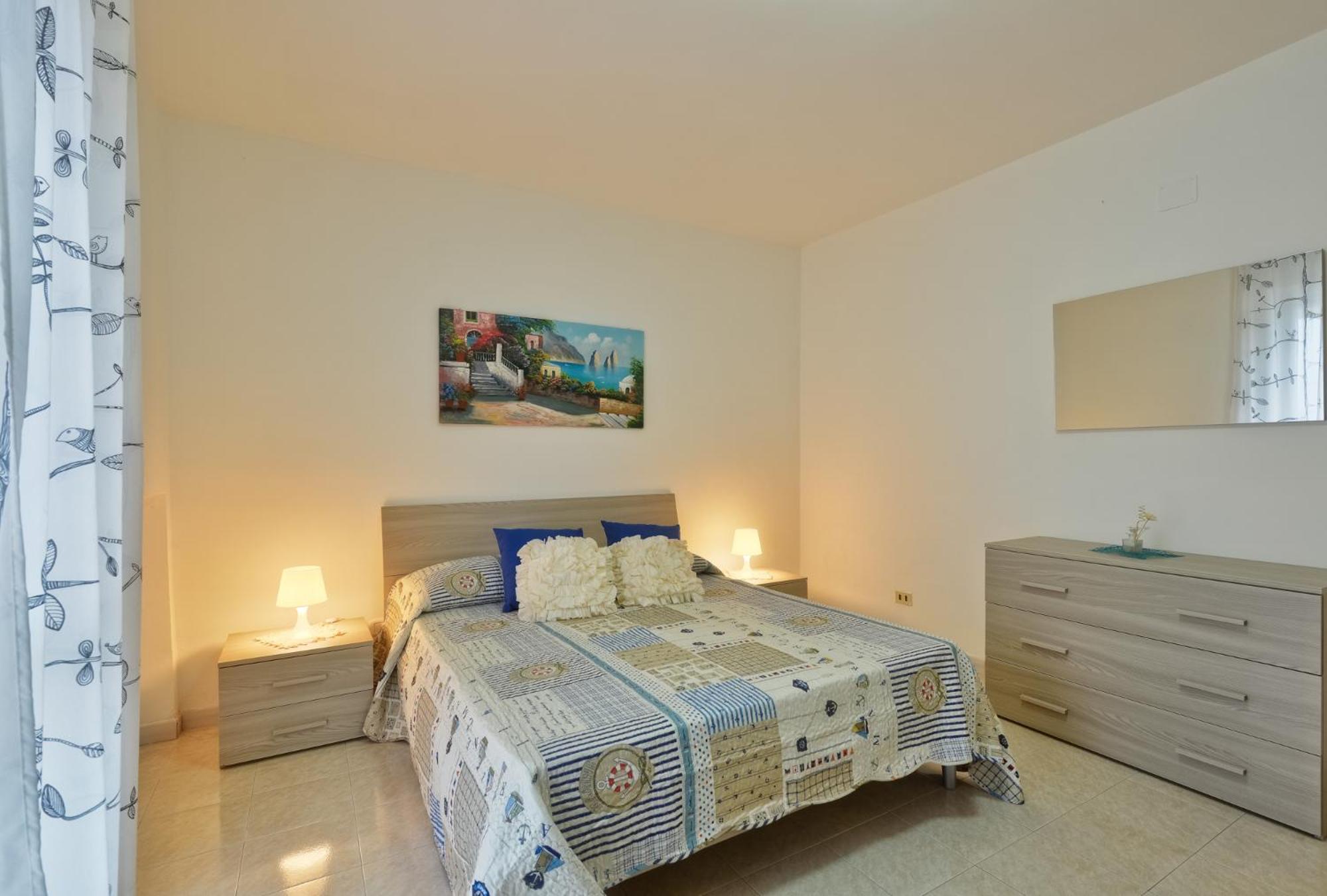 Two-Bedroom House photo 2
