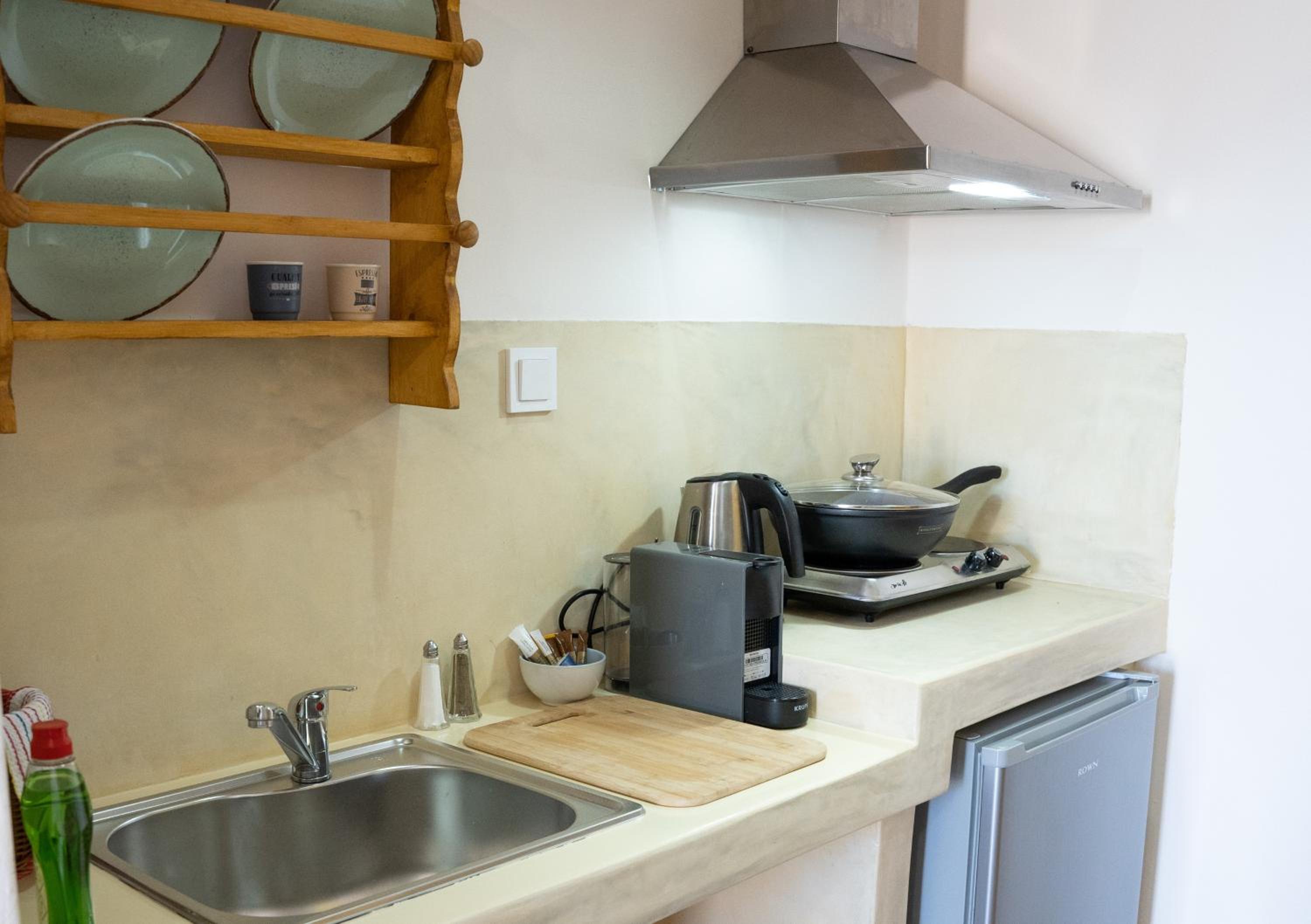 One-Bedroom Apartment - Photo 19