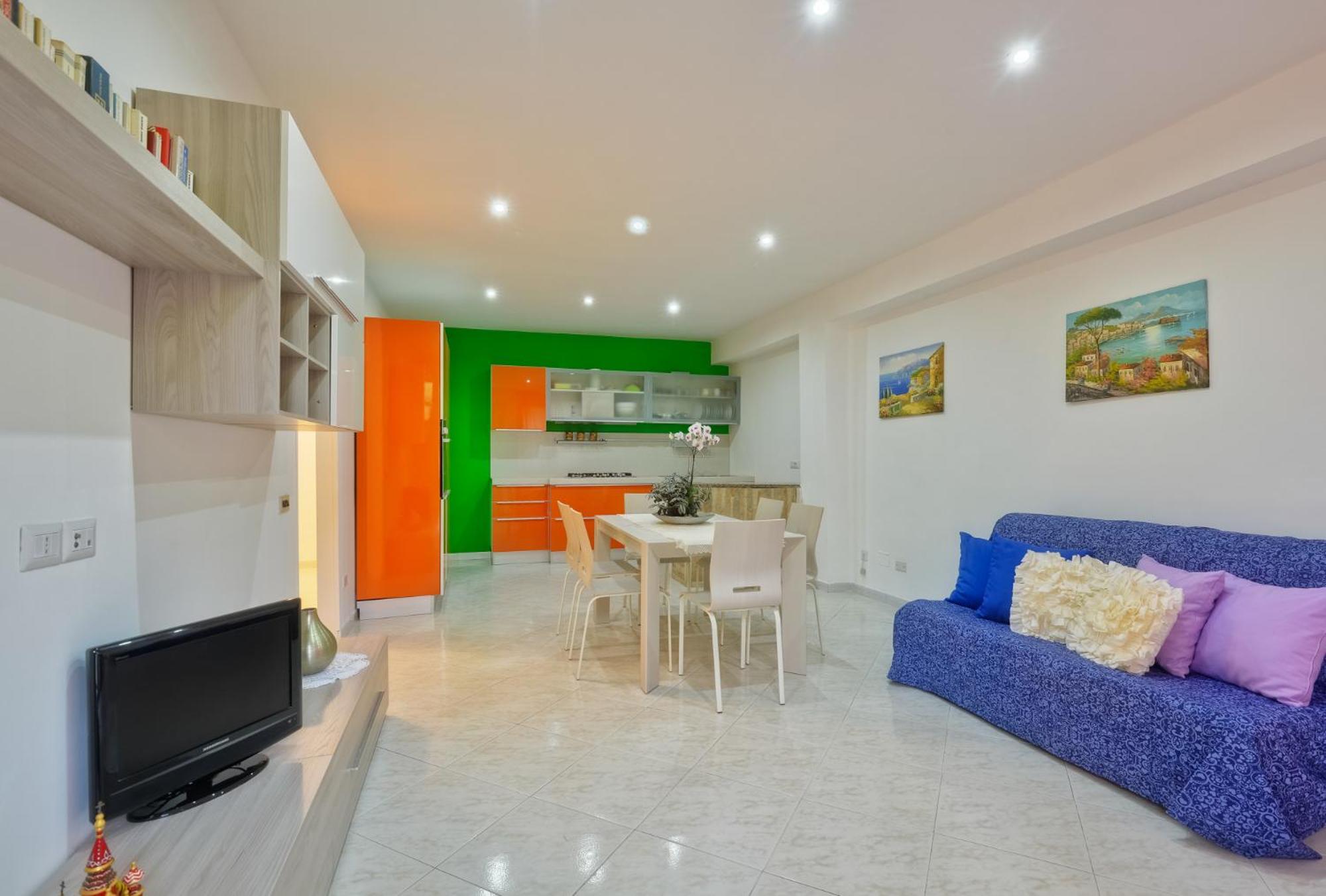 Two-Bedroom House photo 3