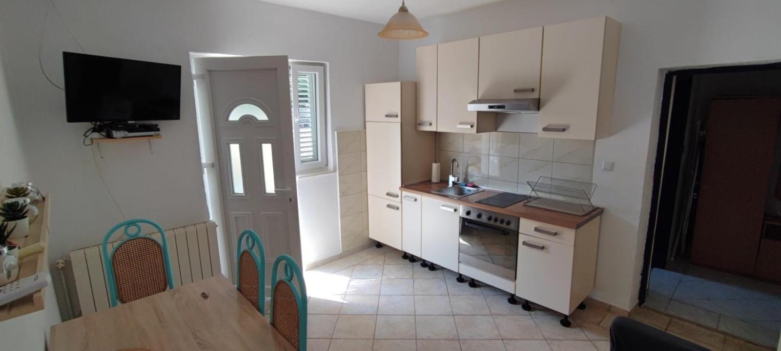 Two-Bedroom Apartment - Photo 17