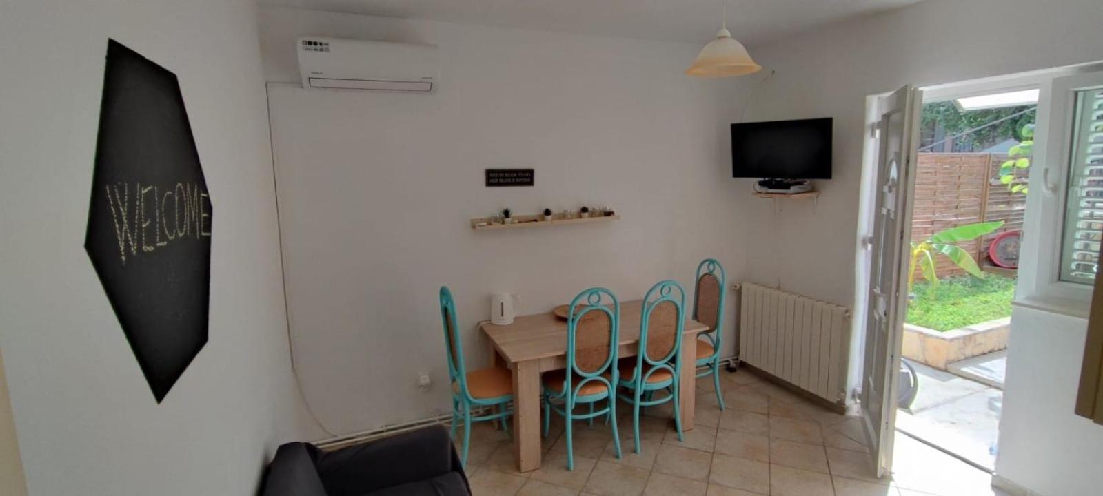 Two-Bedroom Apartment - Photo 20
