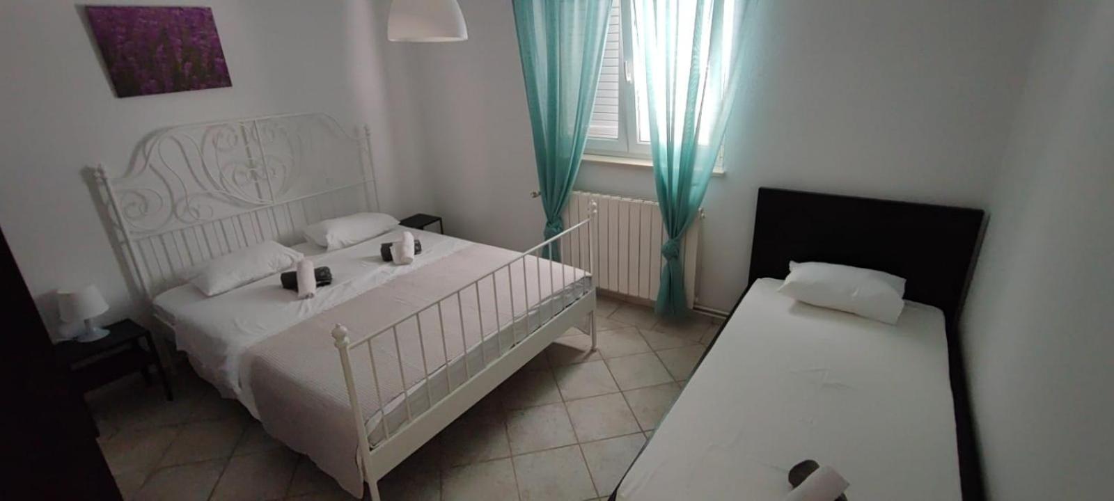 Two-Bedroom Apartment - Photo 11