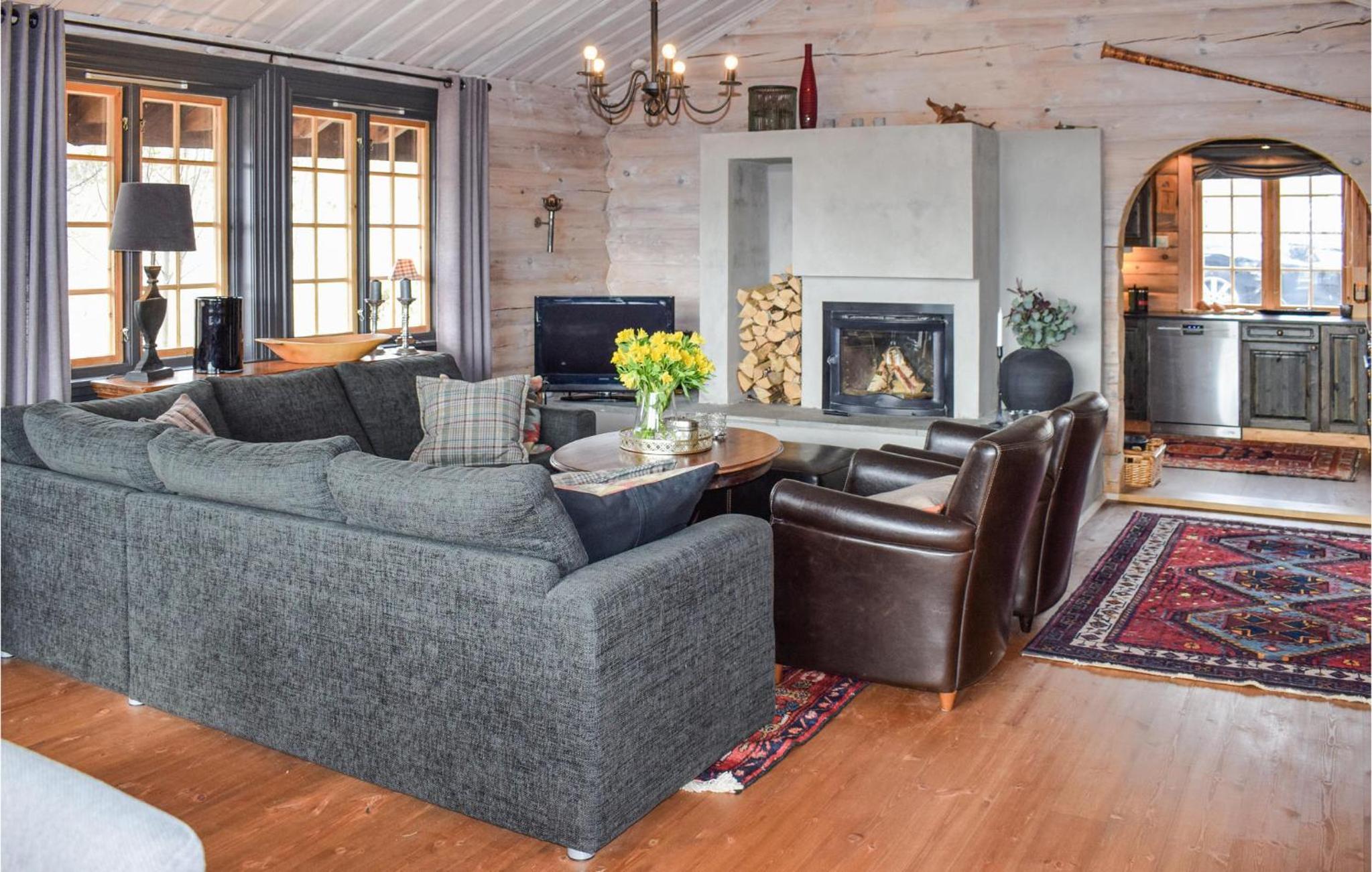 Four-Bedroom Vacation Home photo 1