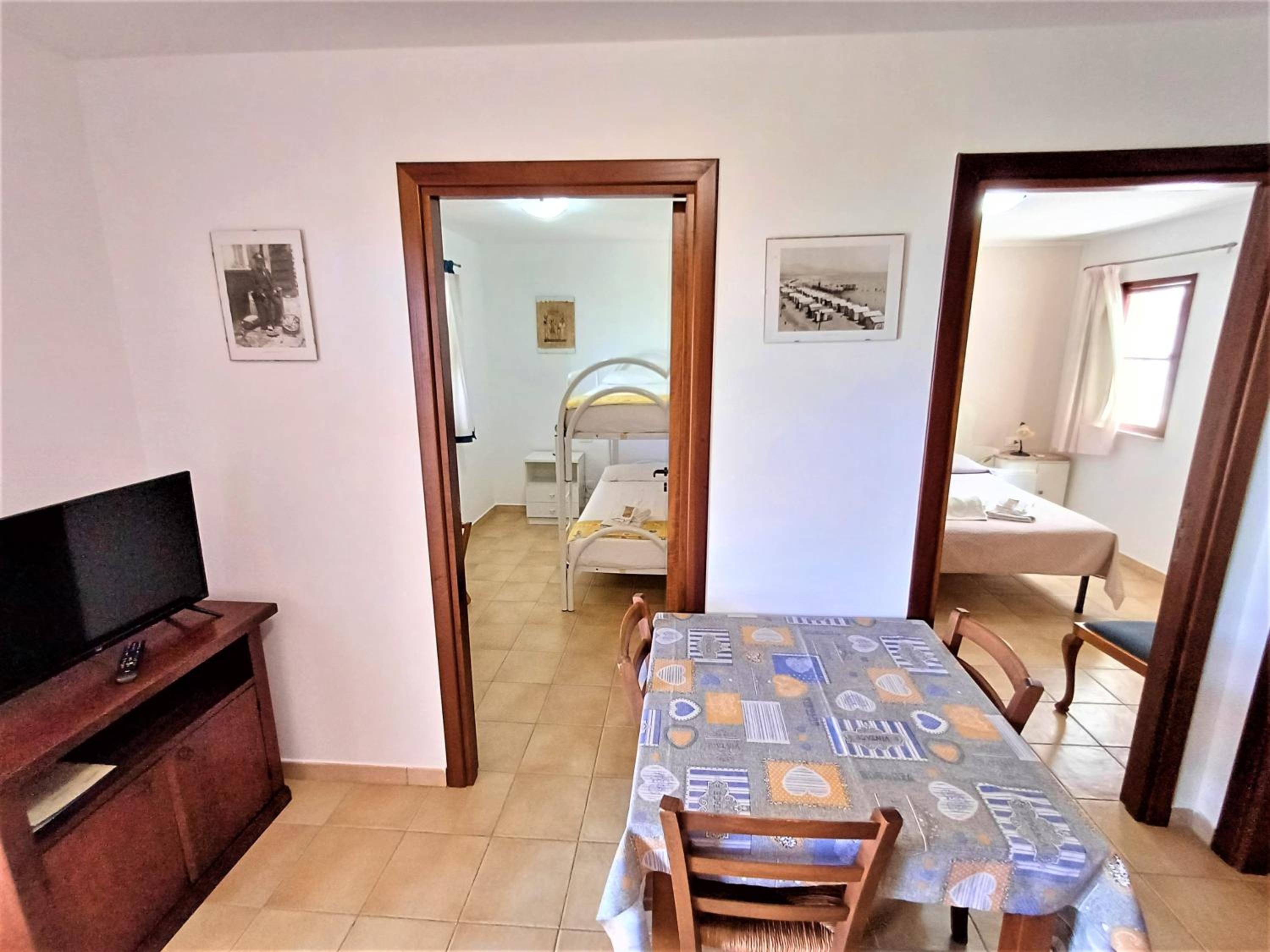 Two-Bedroom Apartment - Photo 3