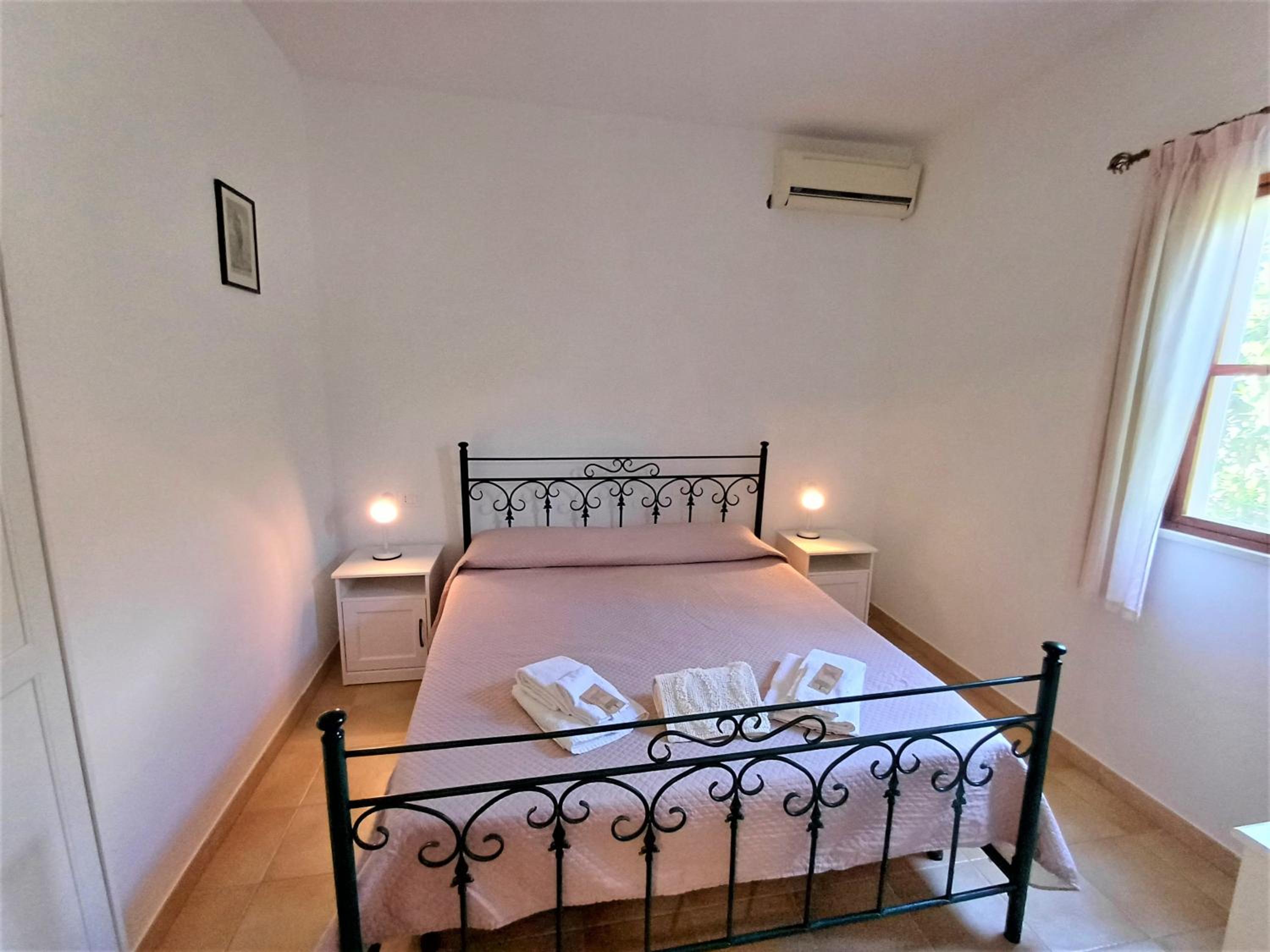 Two-Bedroom Apartment - Photo 16