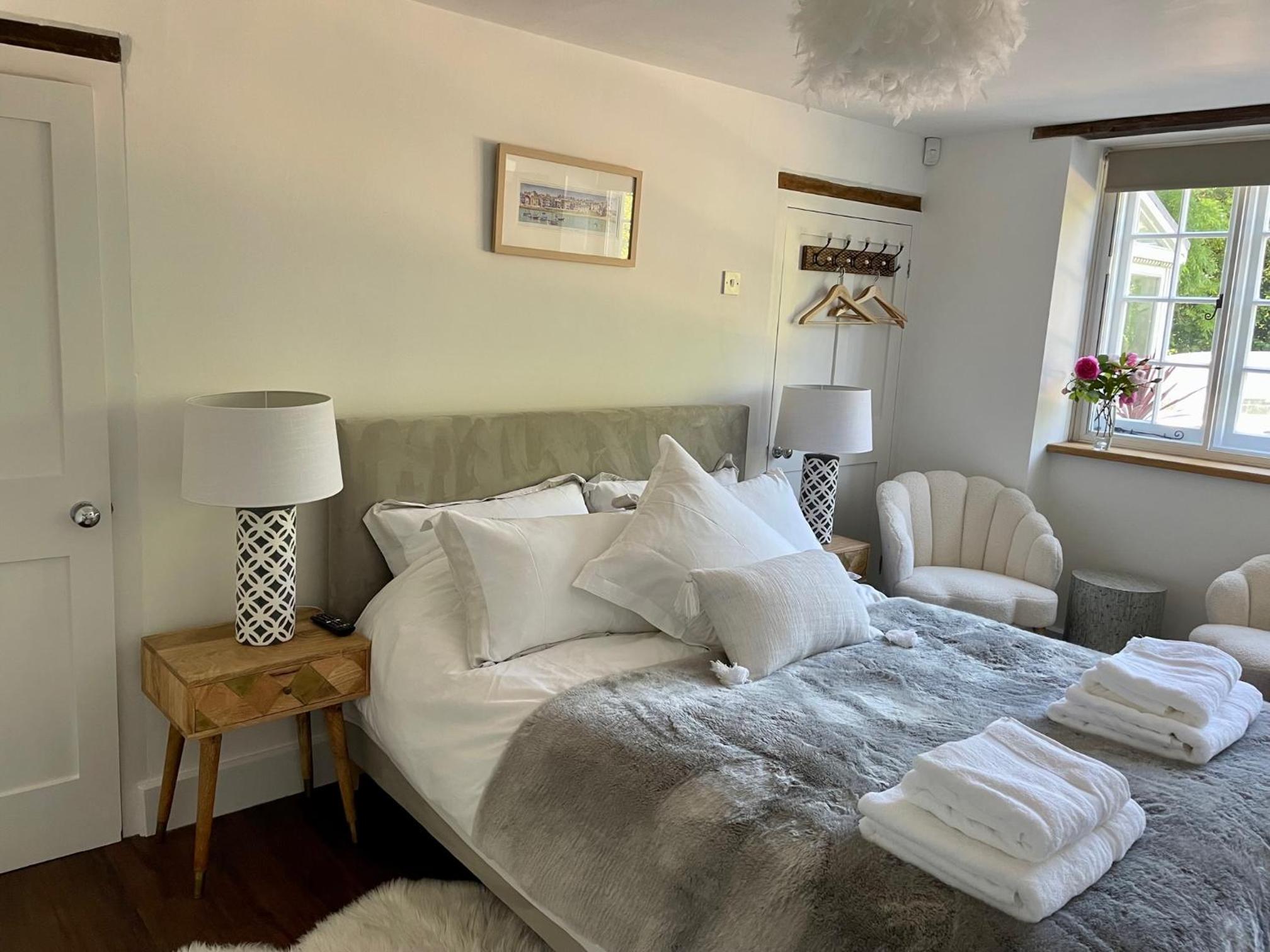 Deluxe King Room
