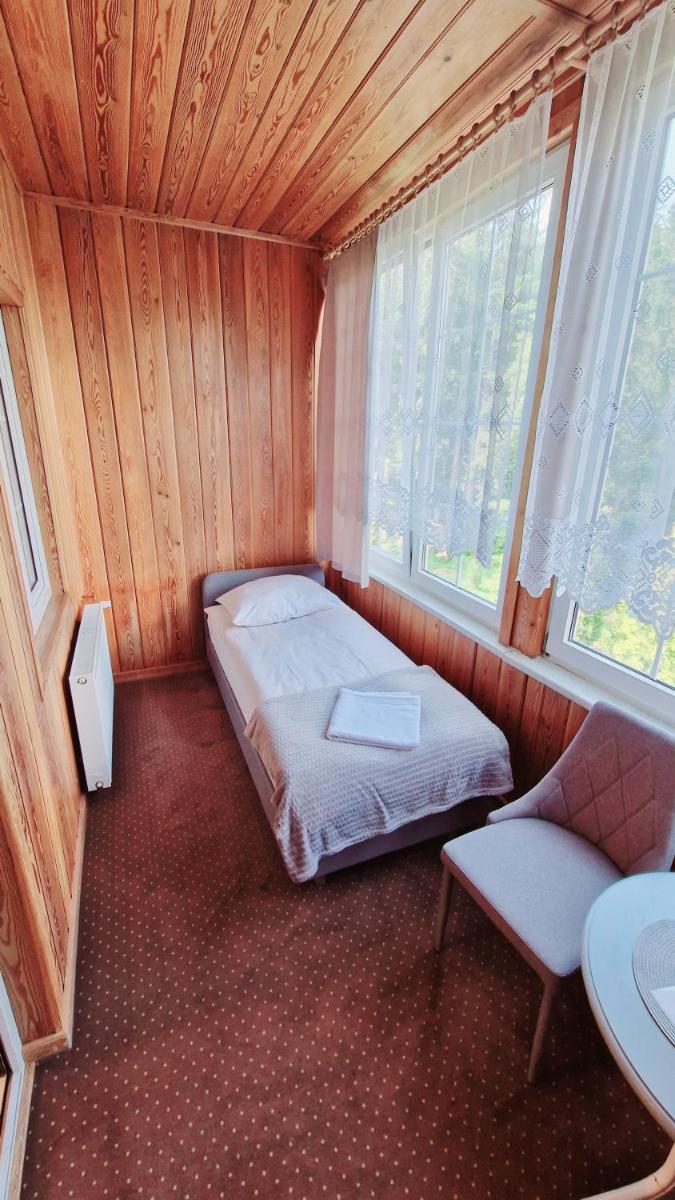 Triple Room with Private Bathroom photo 3