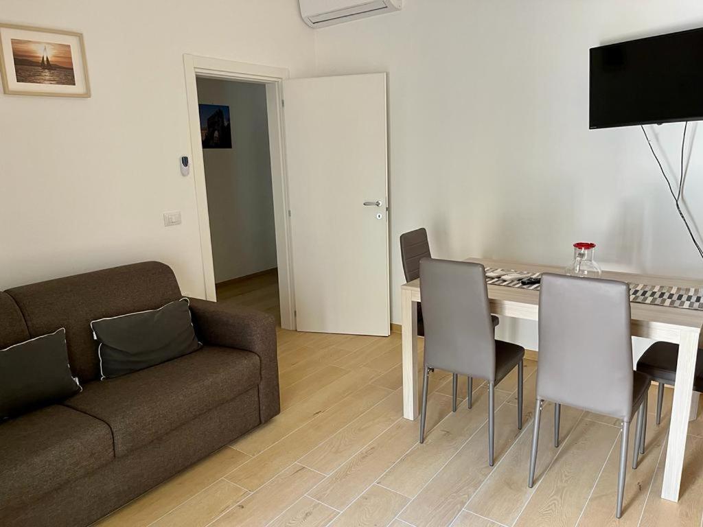 Standard Apartment - Photo 7