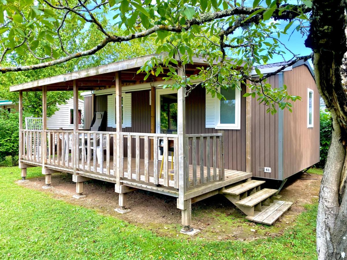 Mobile Home photo 2