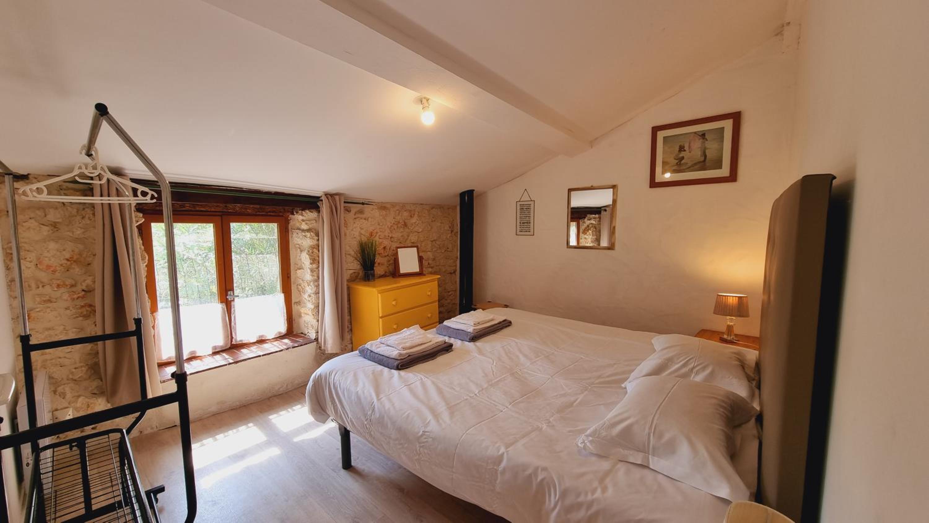 Two-Bedroom House - Photo 6