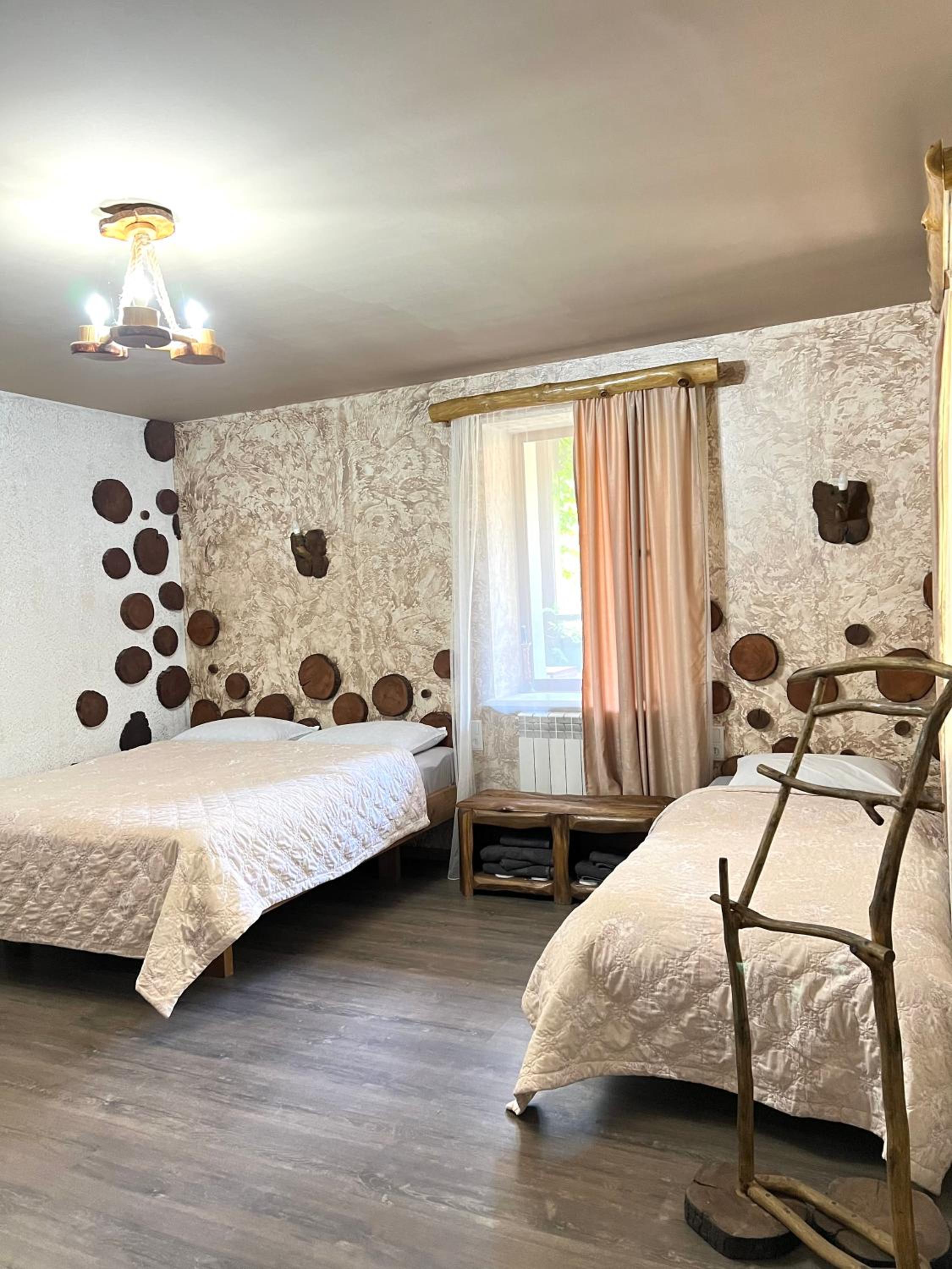 Double Room with Extra Bed photo 1