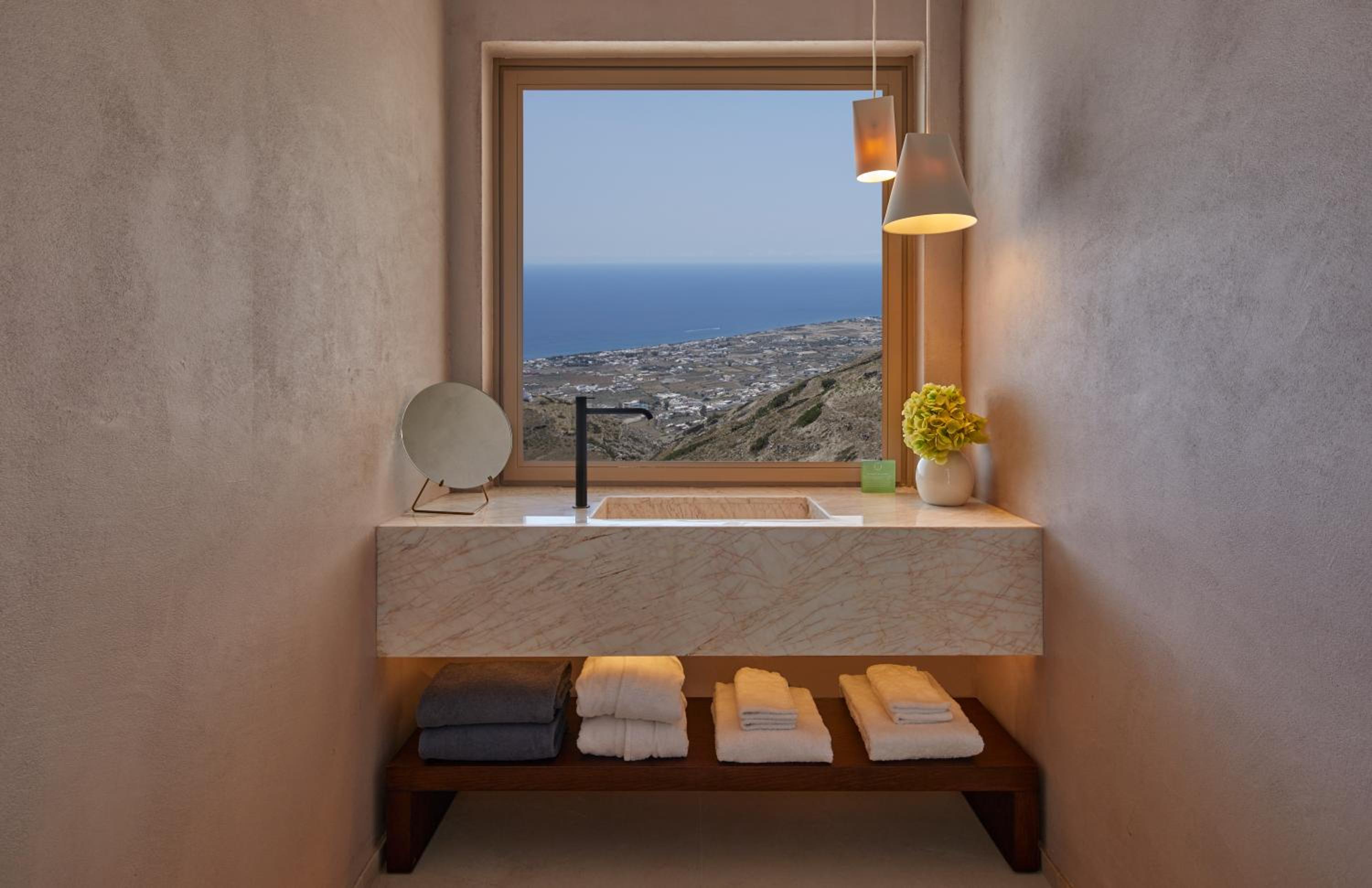 Retreat Suite, with Private Heated Plunge Pool and Sea View photo 2