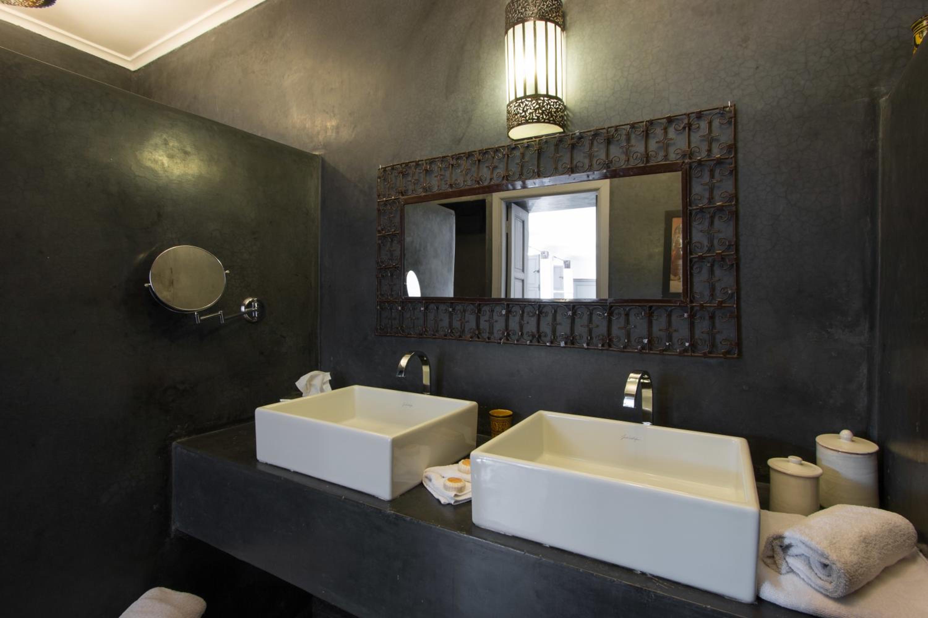Family Suite - Photo 9