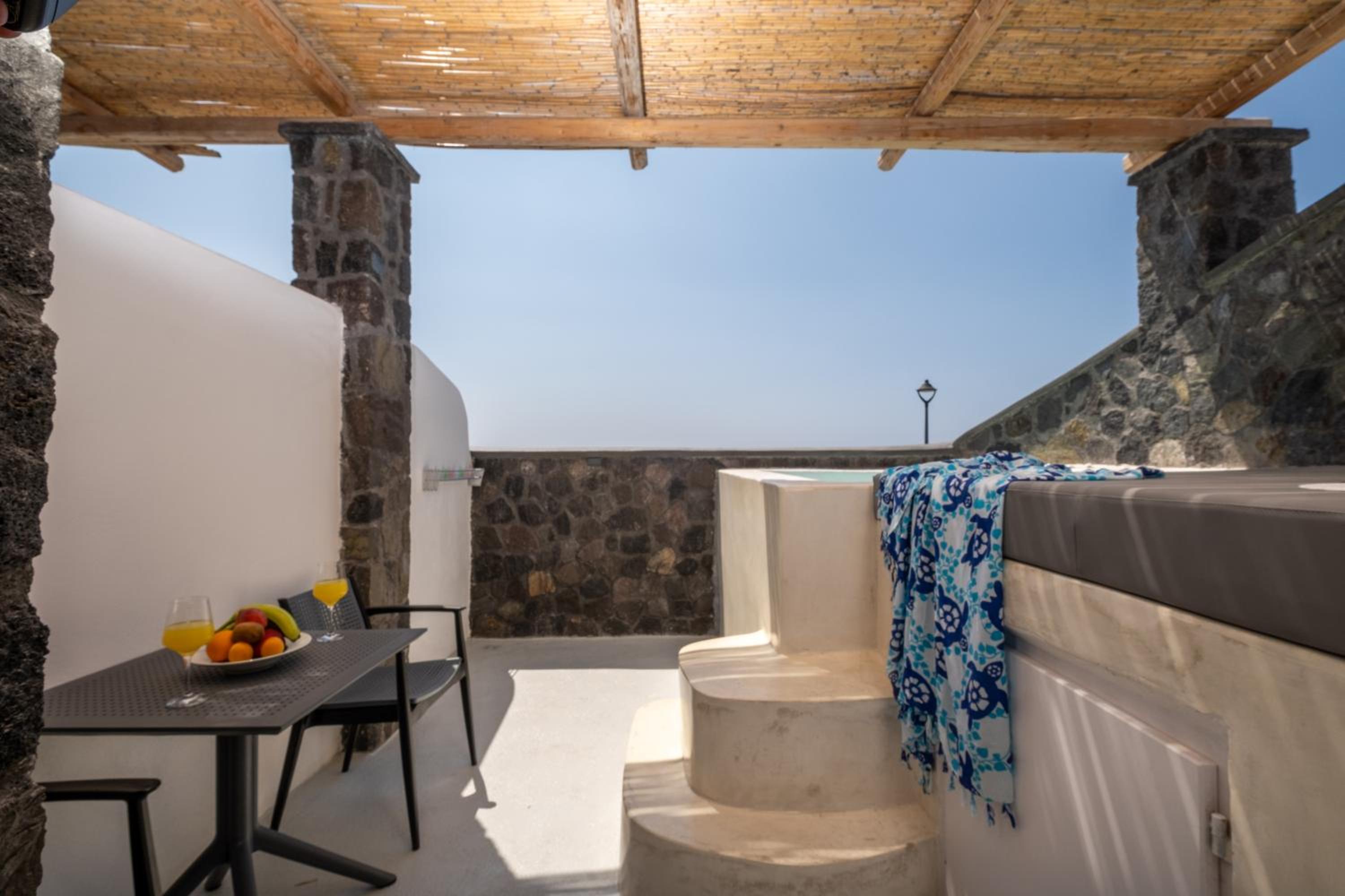 Junior Suite with Sea View - Photo 15