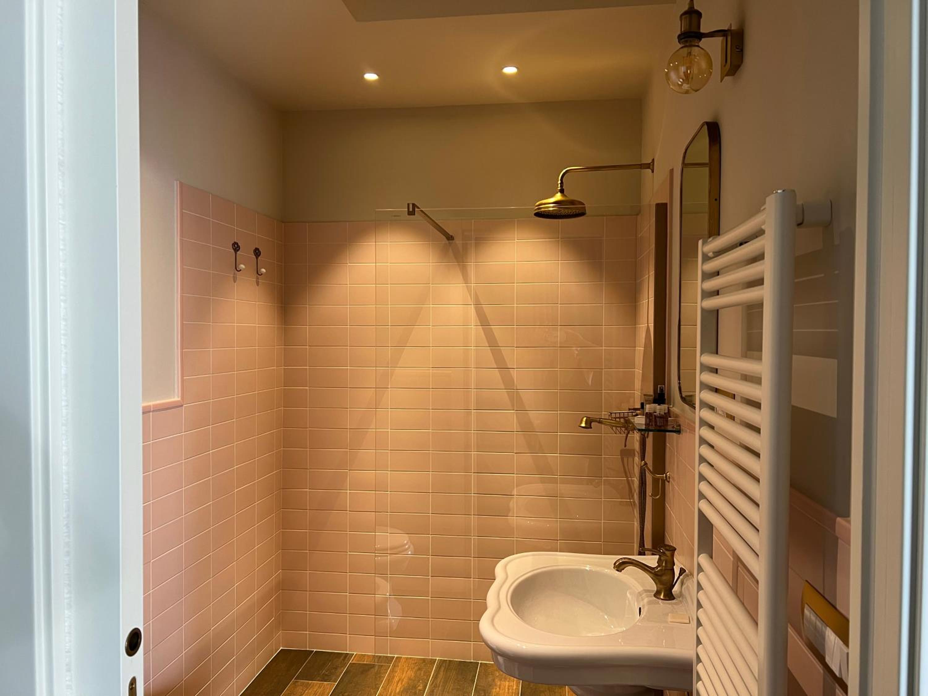 Classic Triple Room photo 2