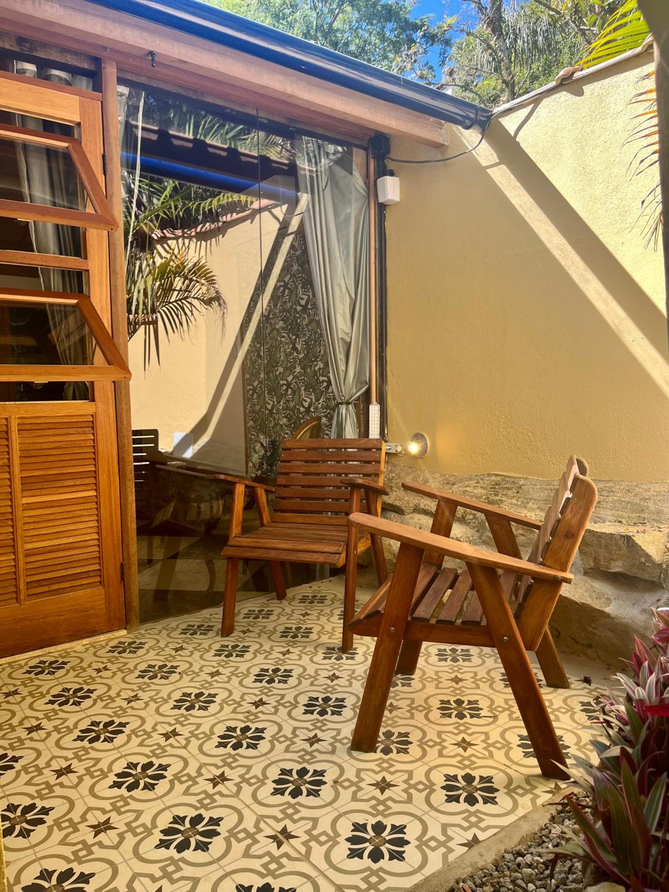 Deluxe Double Room with Balcony - Photo 2