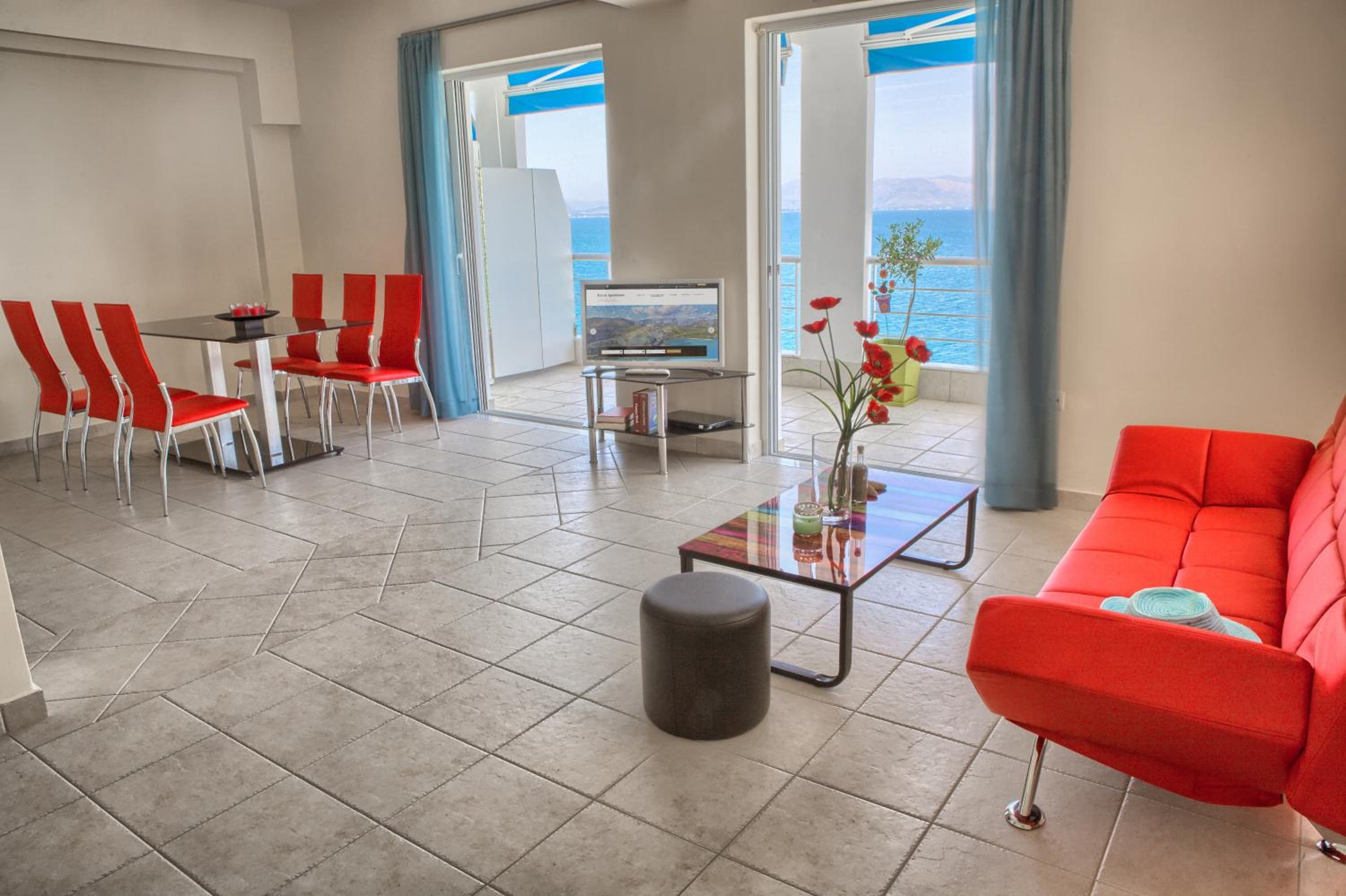 Two bedroom apartment with Sea view
