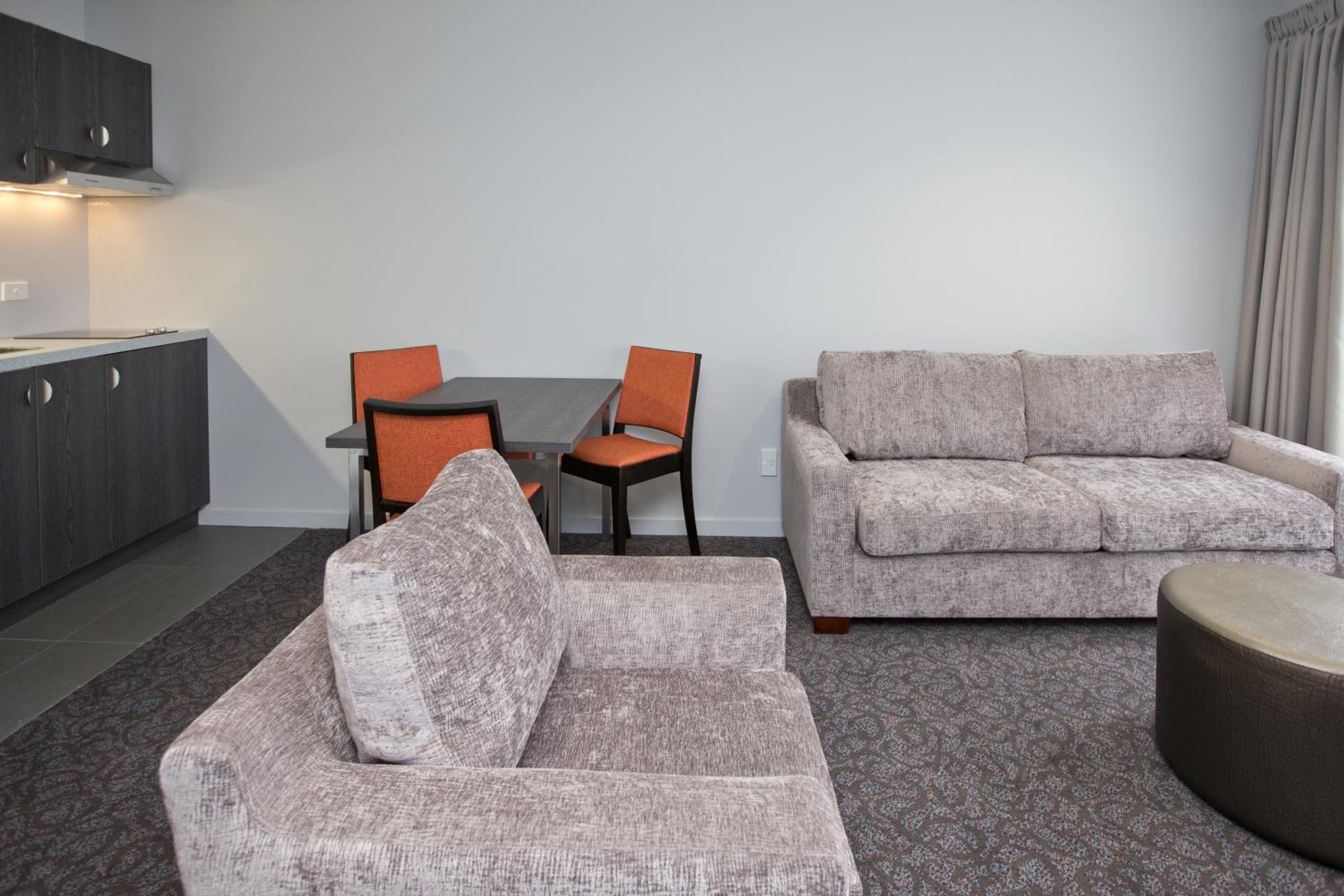 Family Room - Photo 6