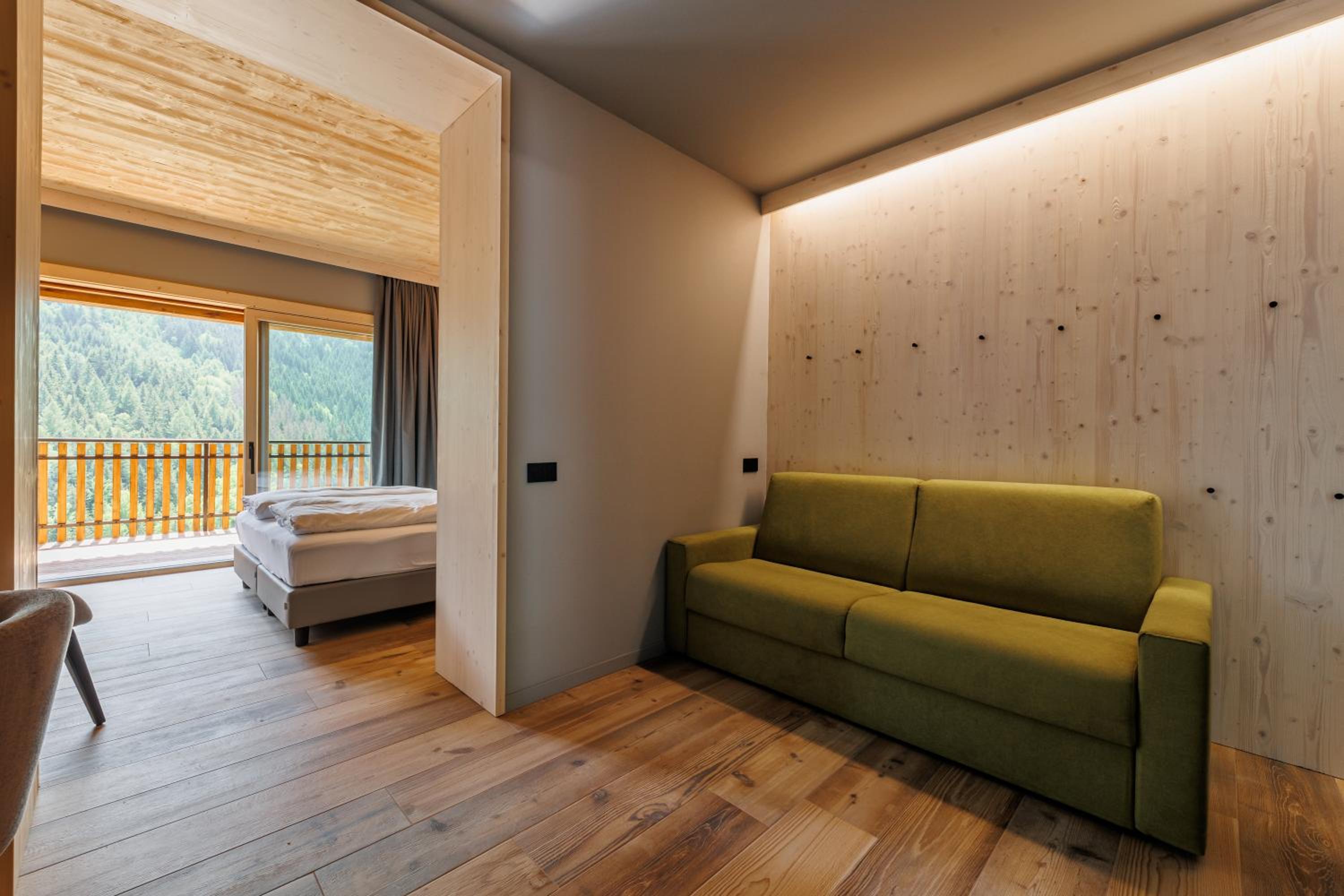 Deluxe Quadruple Room