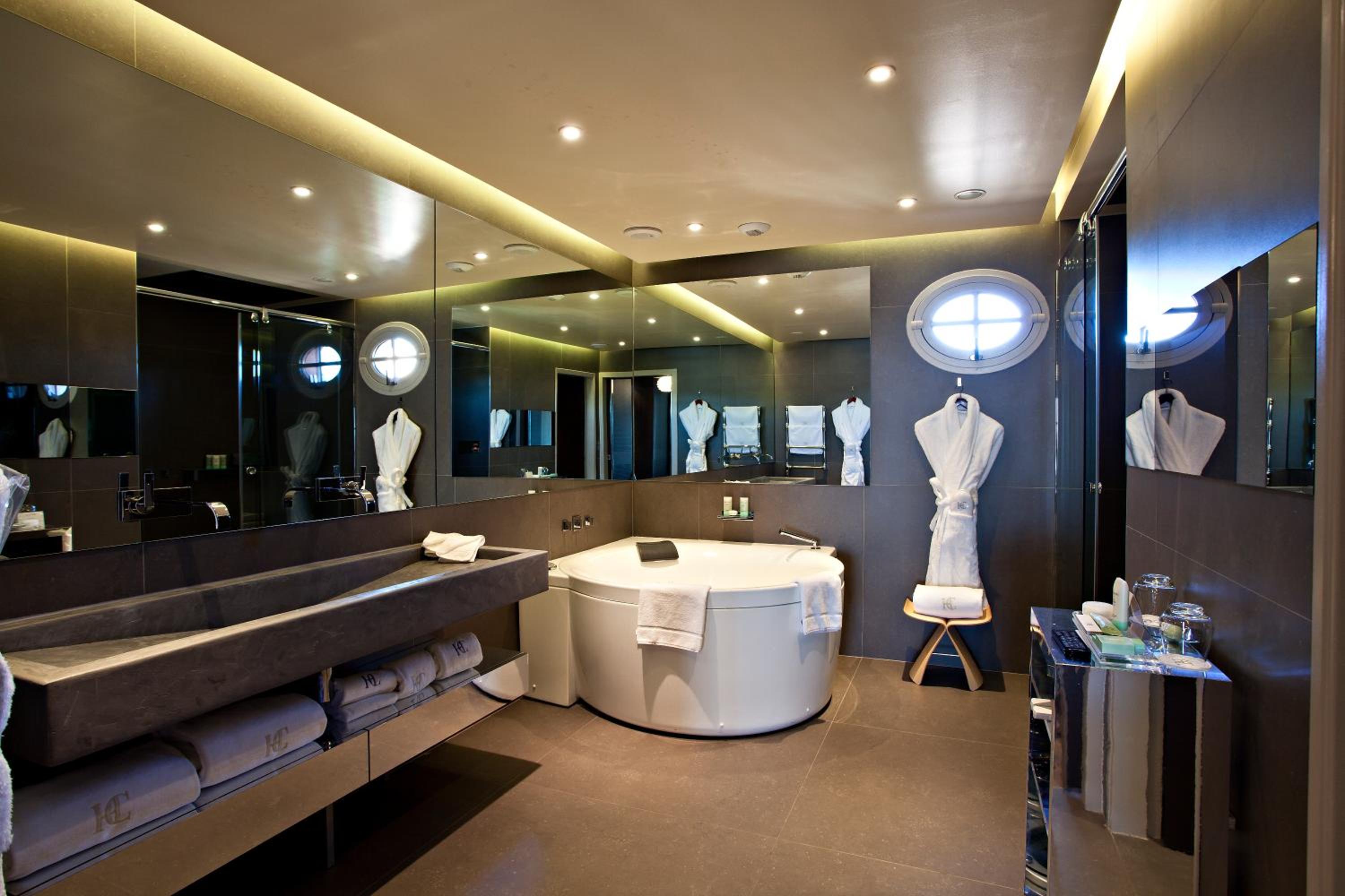 Executive Suite photo 2