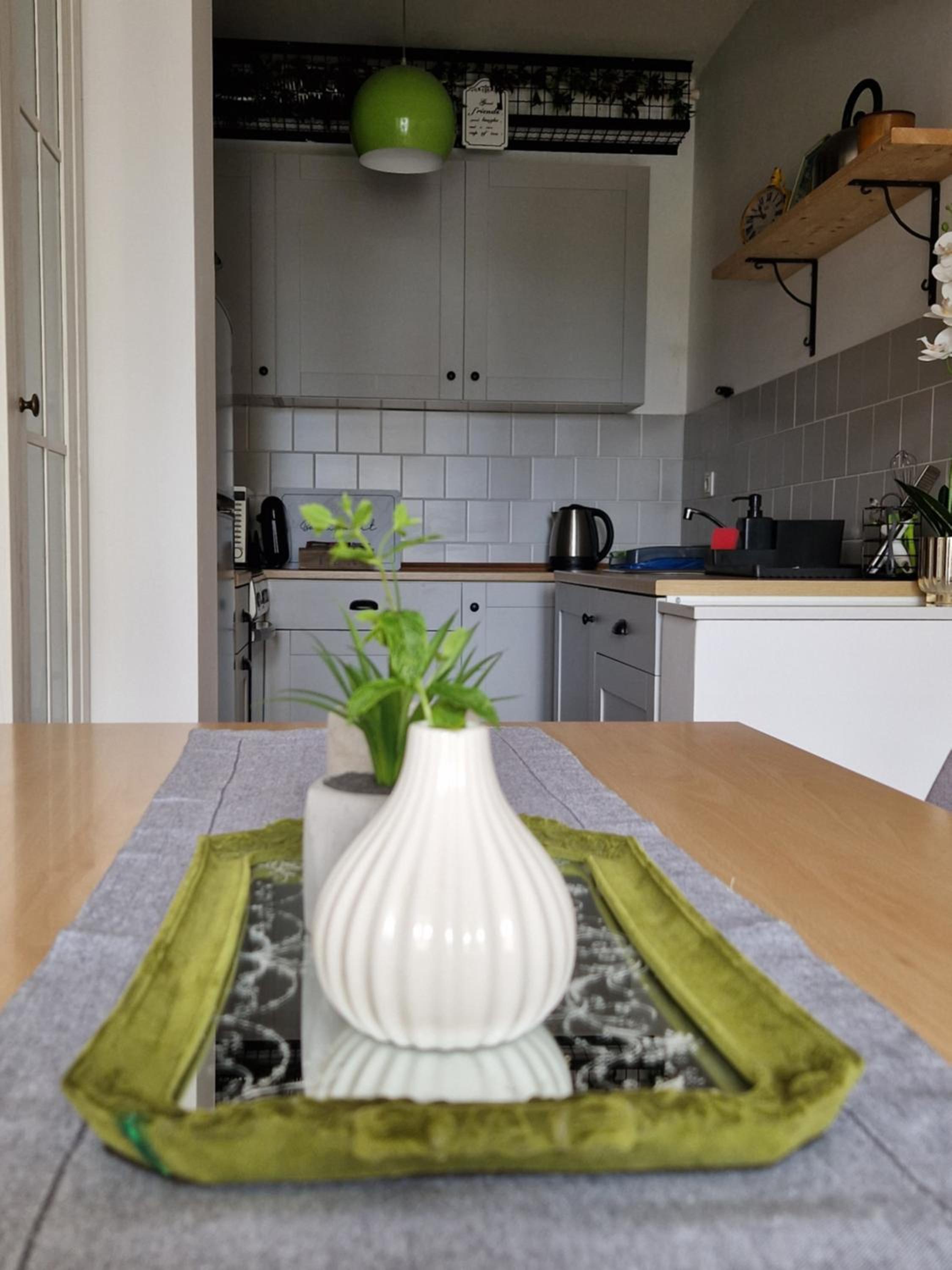One-Bedroom Apartment - Photo 12