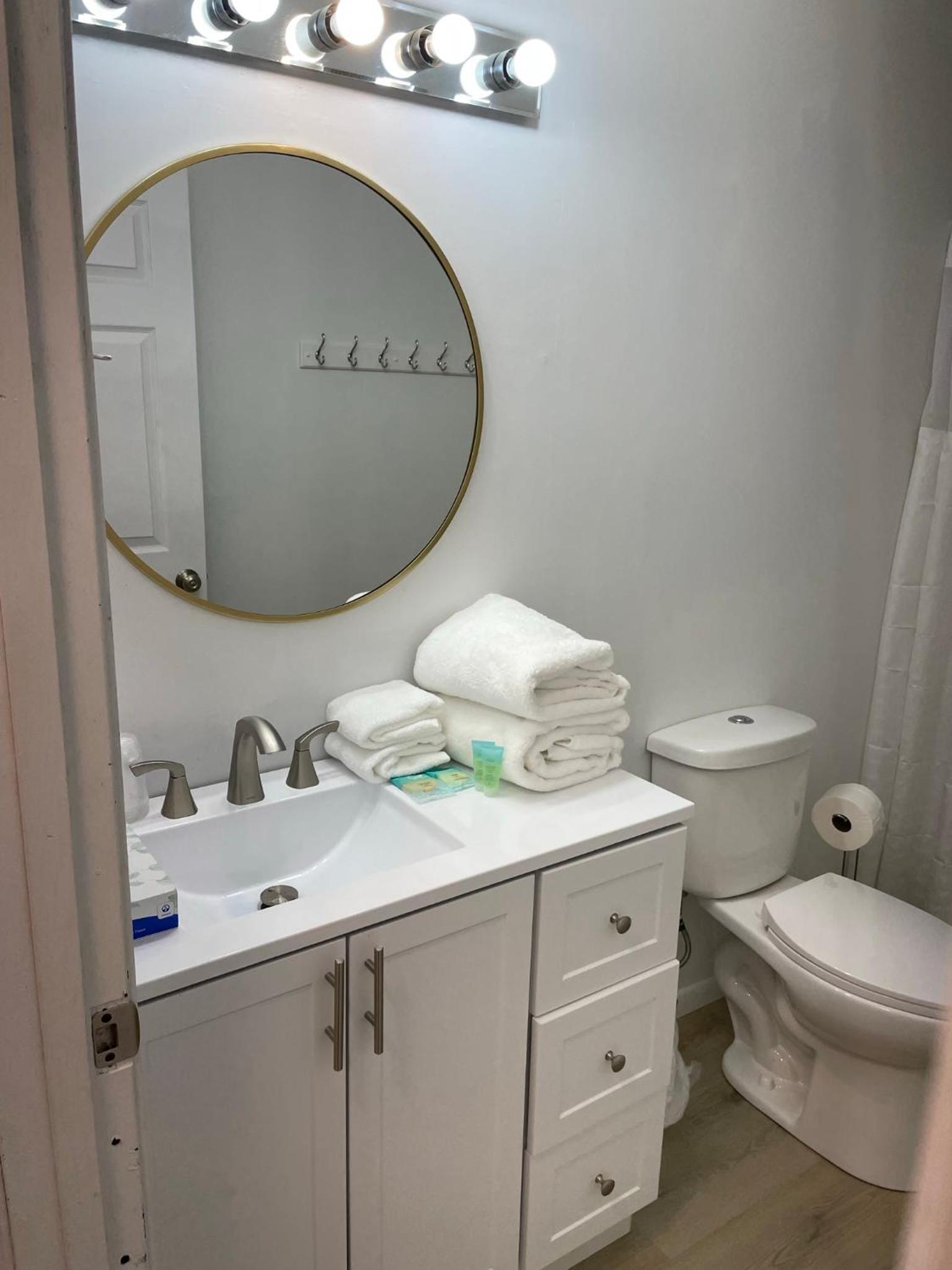 Apartment photo 2