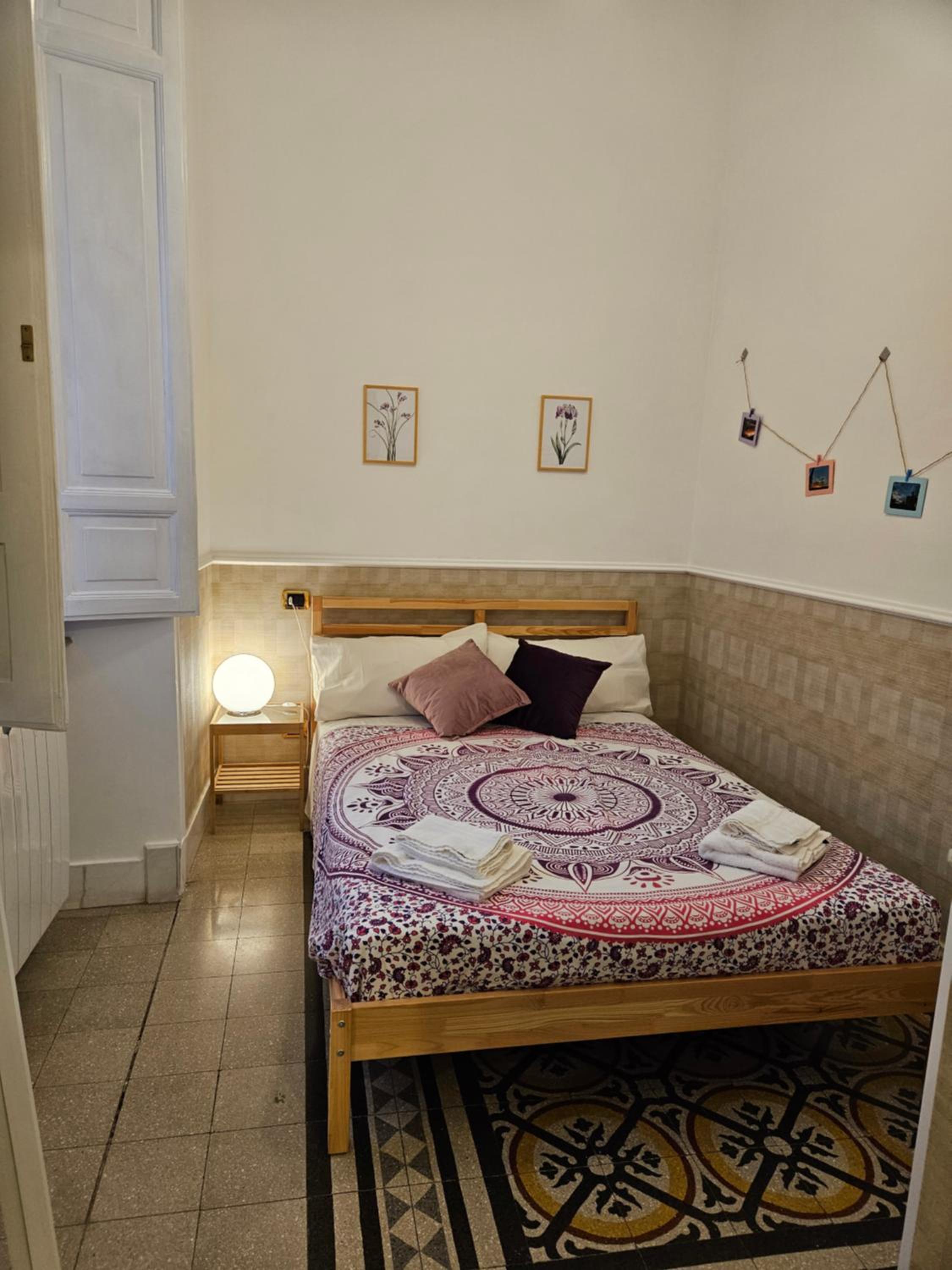 Queen Room photo 1