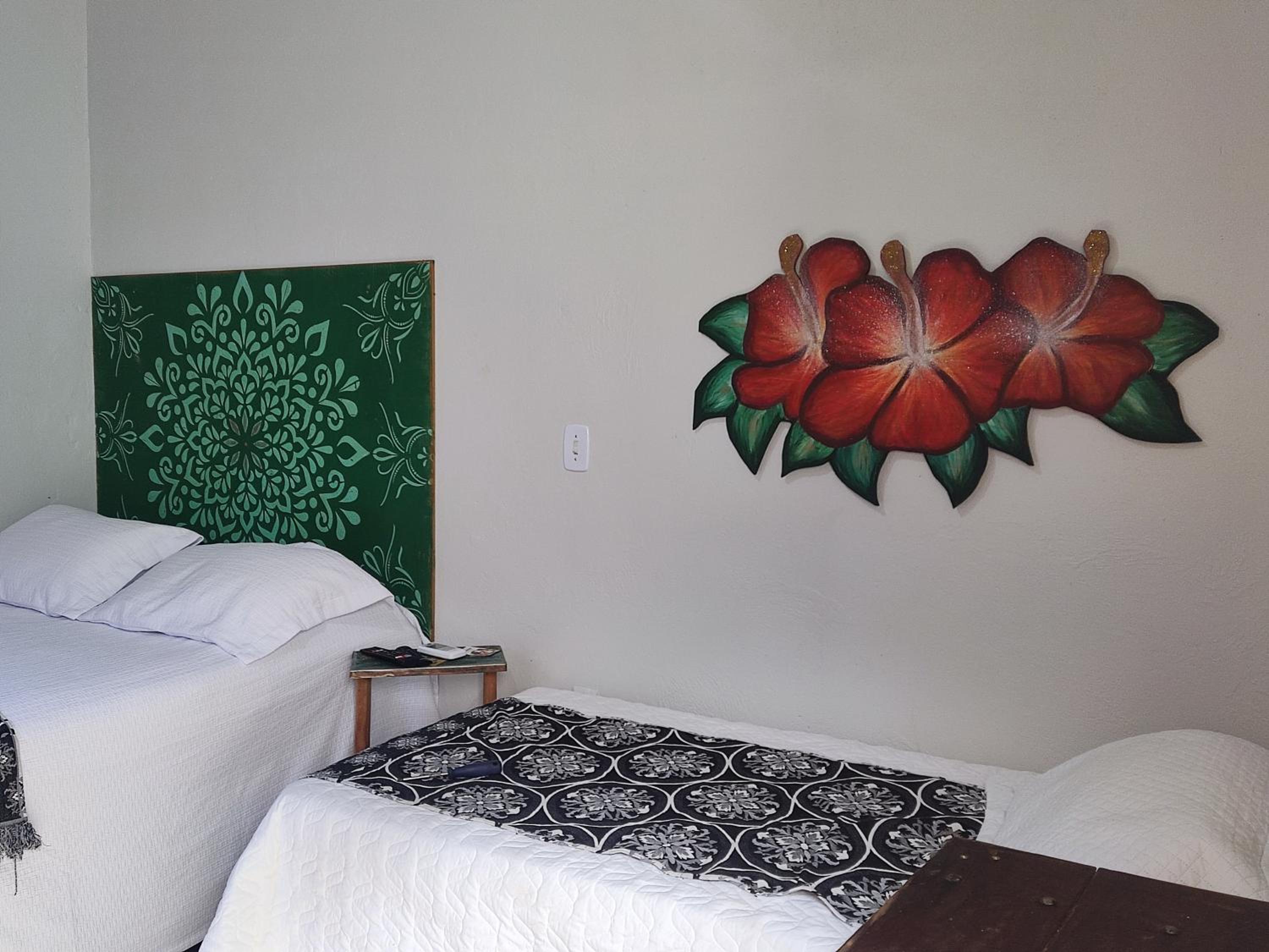 Queen Suite - Photo 3