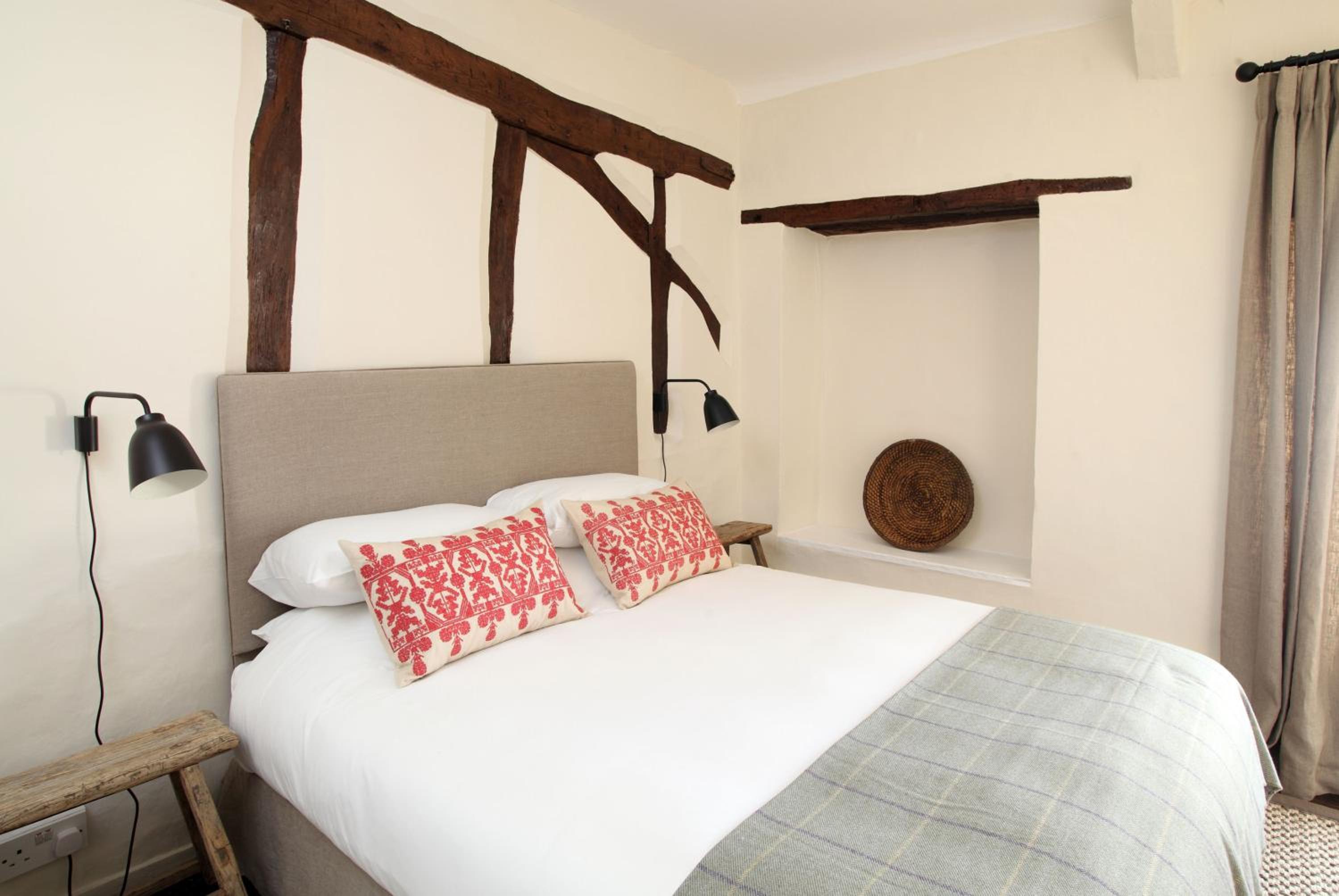 Standard Double Room - Photo 5