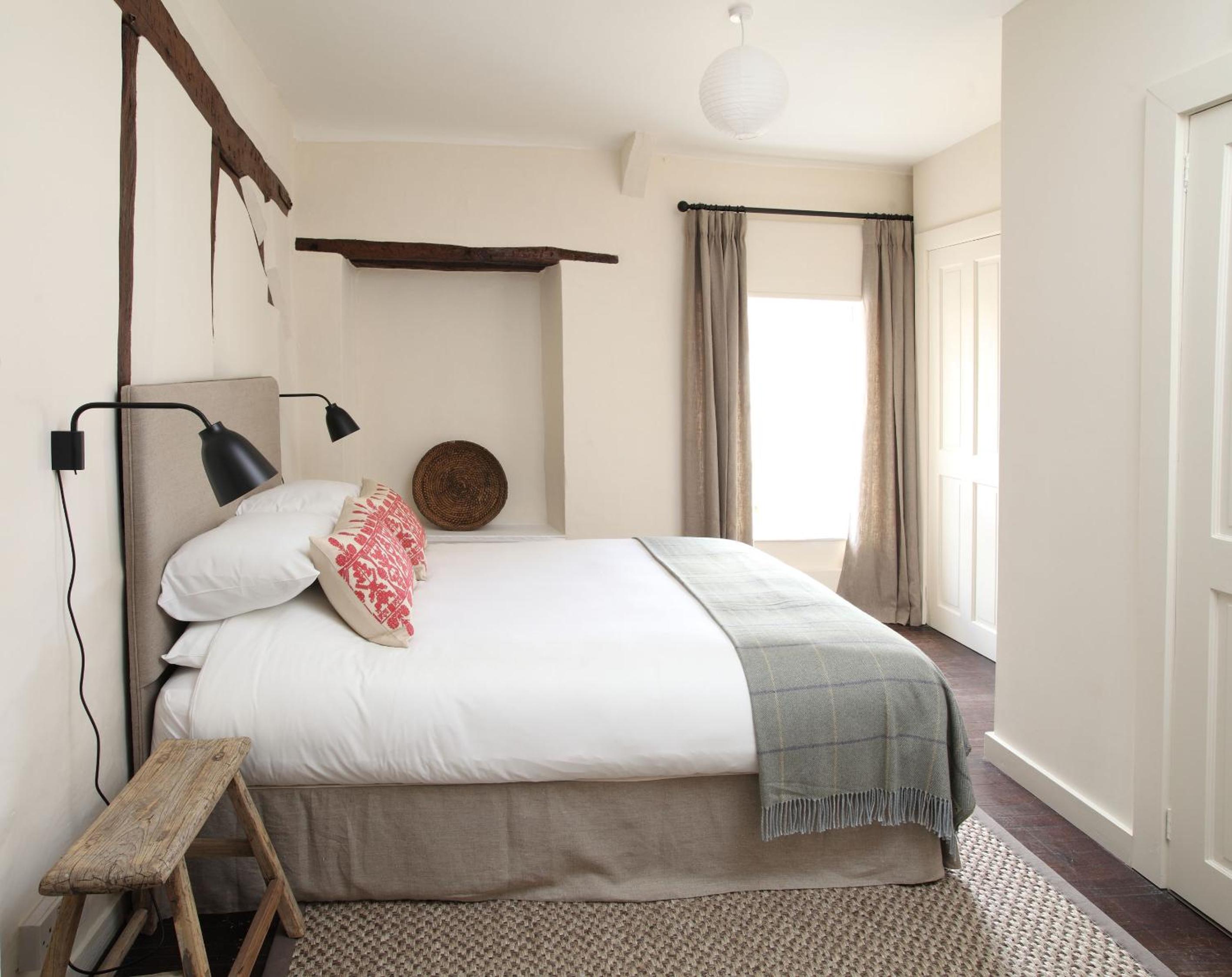 Standard Double Room - Photo 3