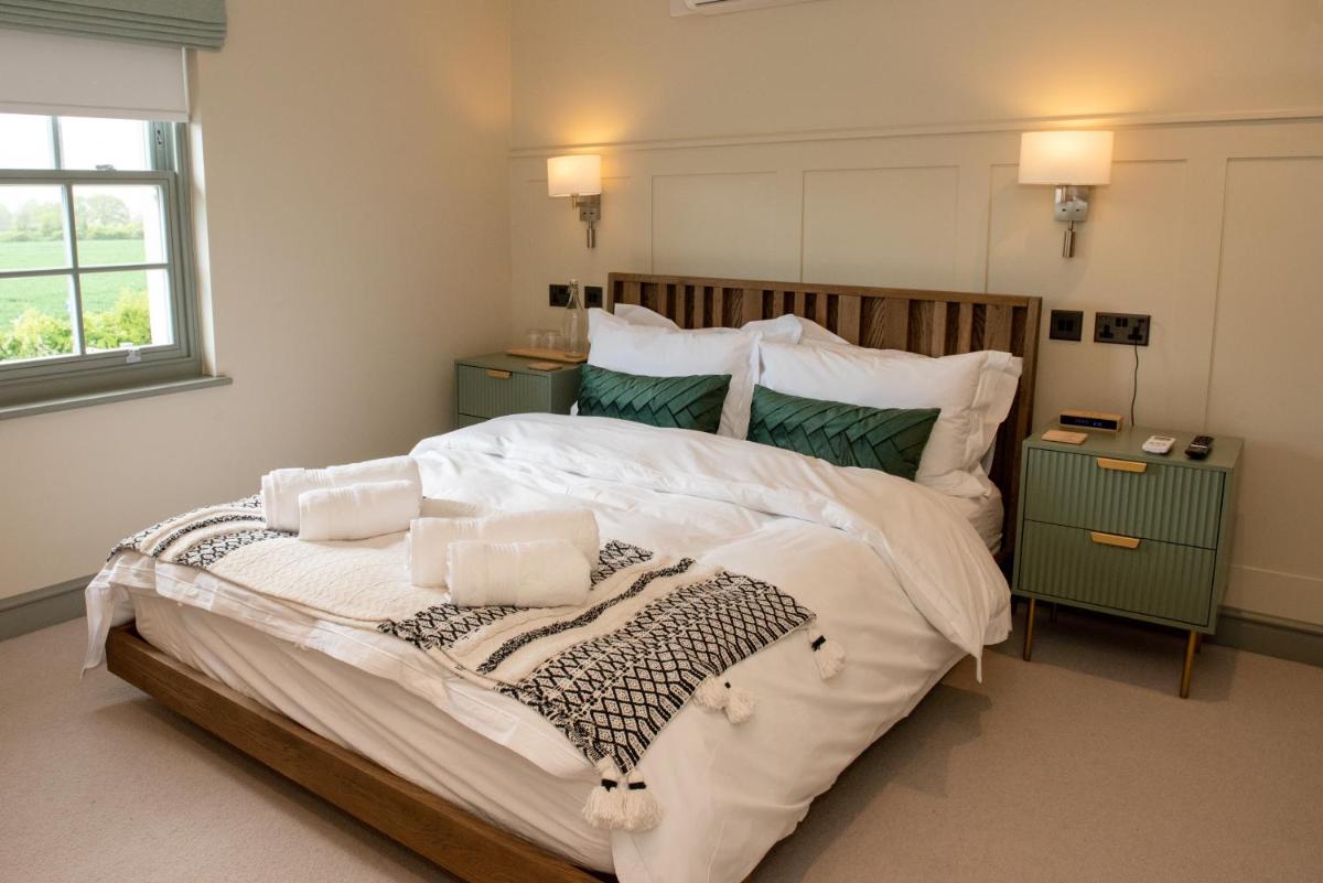 Superior King Room photo 1