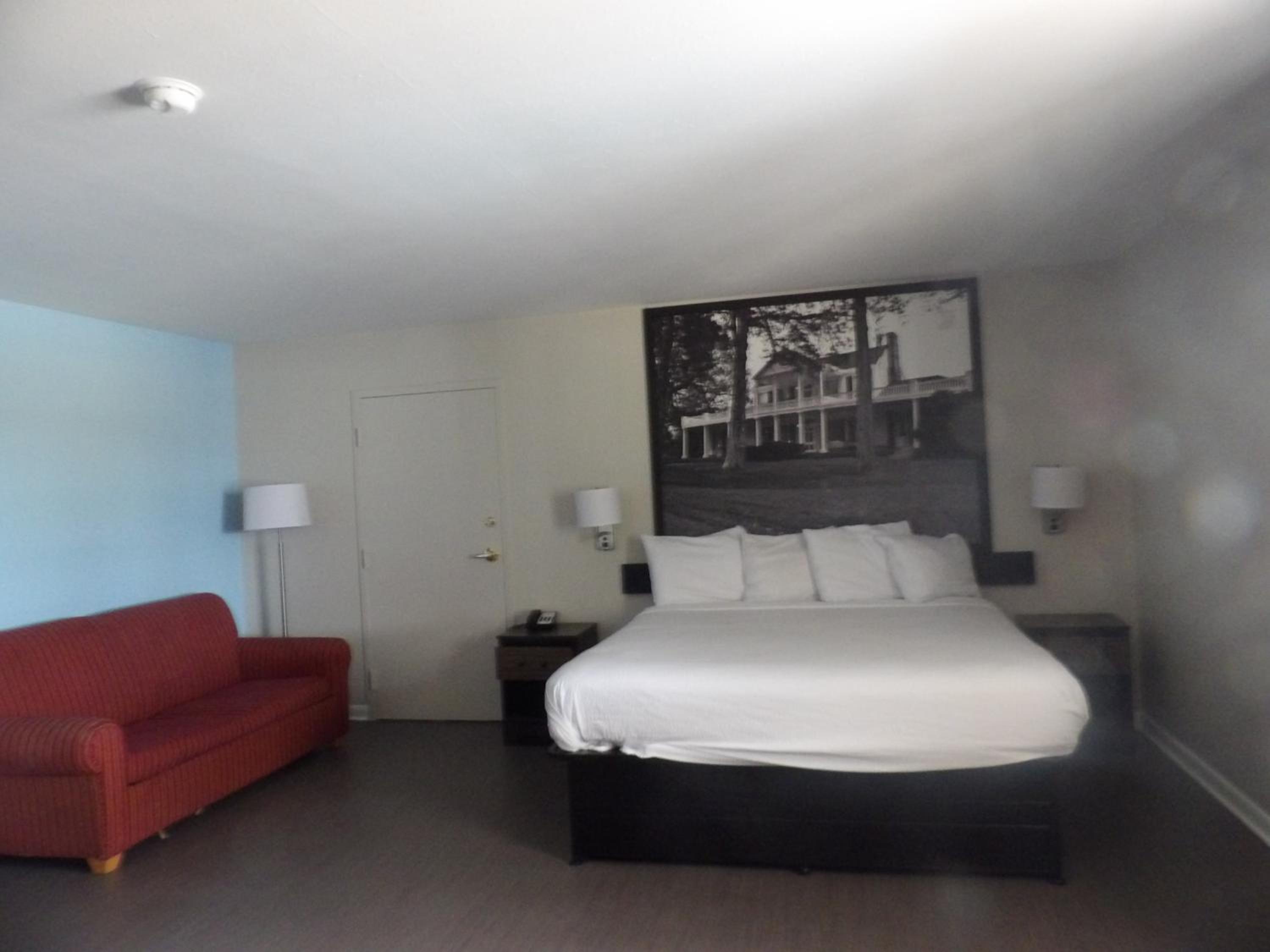 King Studio Suite - Non-Smoking - Photo 8