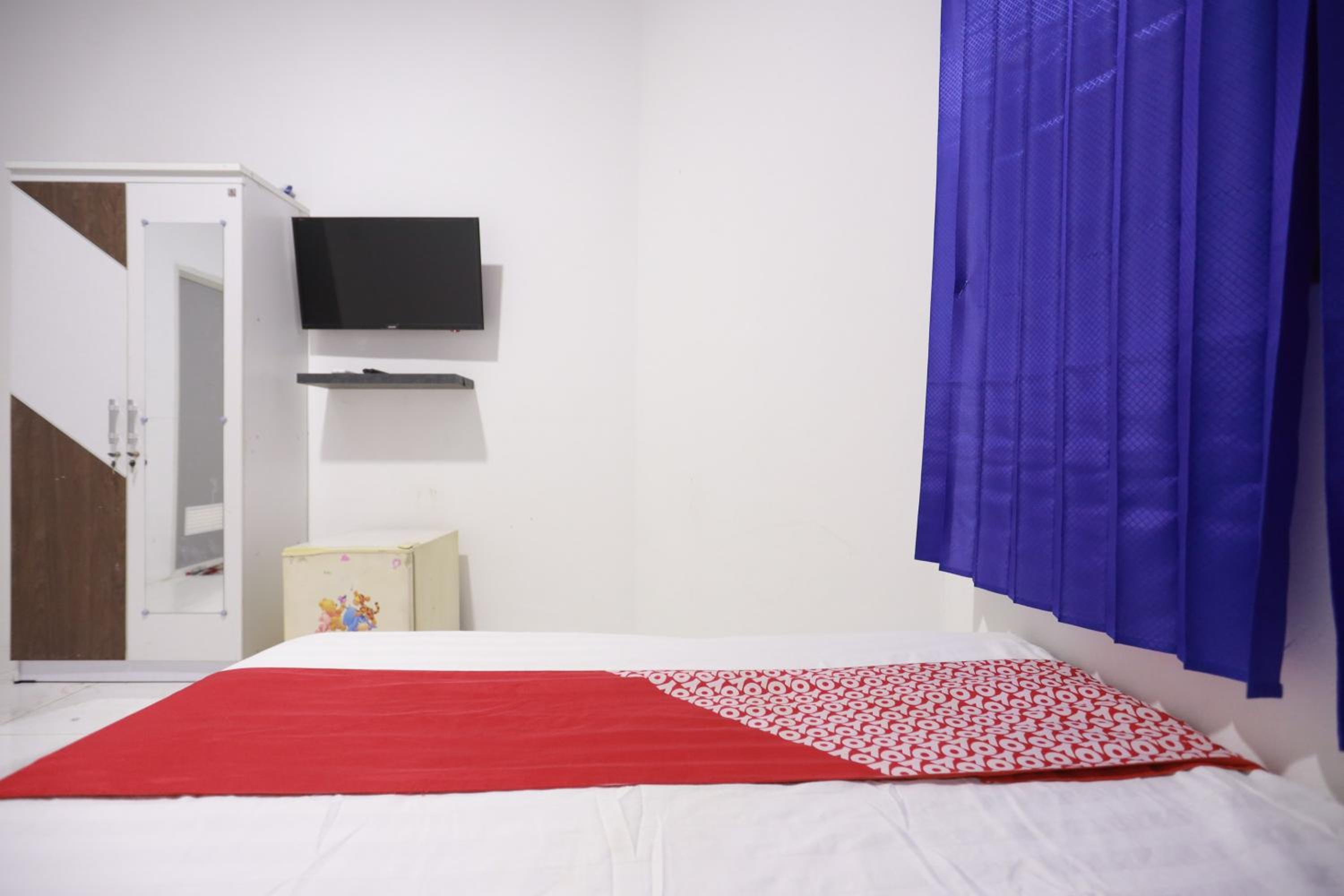 Deluxe Double Room - Photo 8