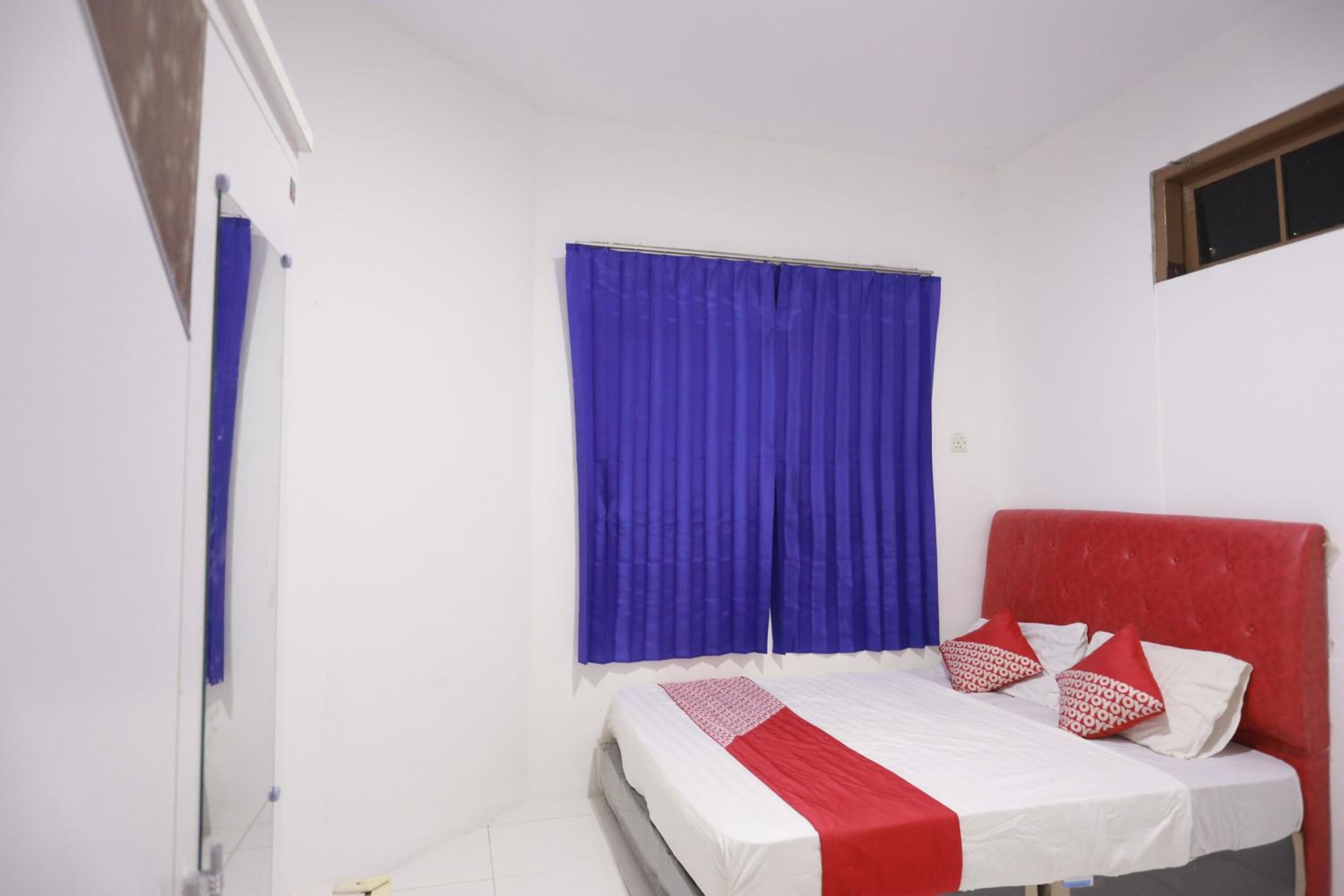 Deluxe Double Room - Photo 13