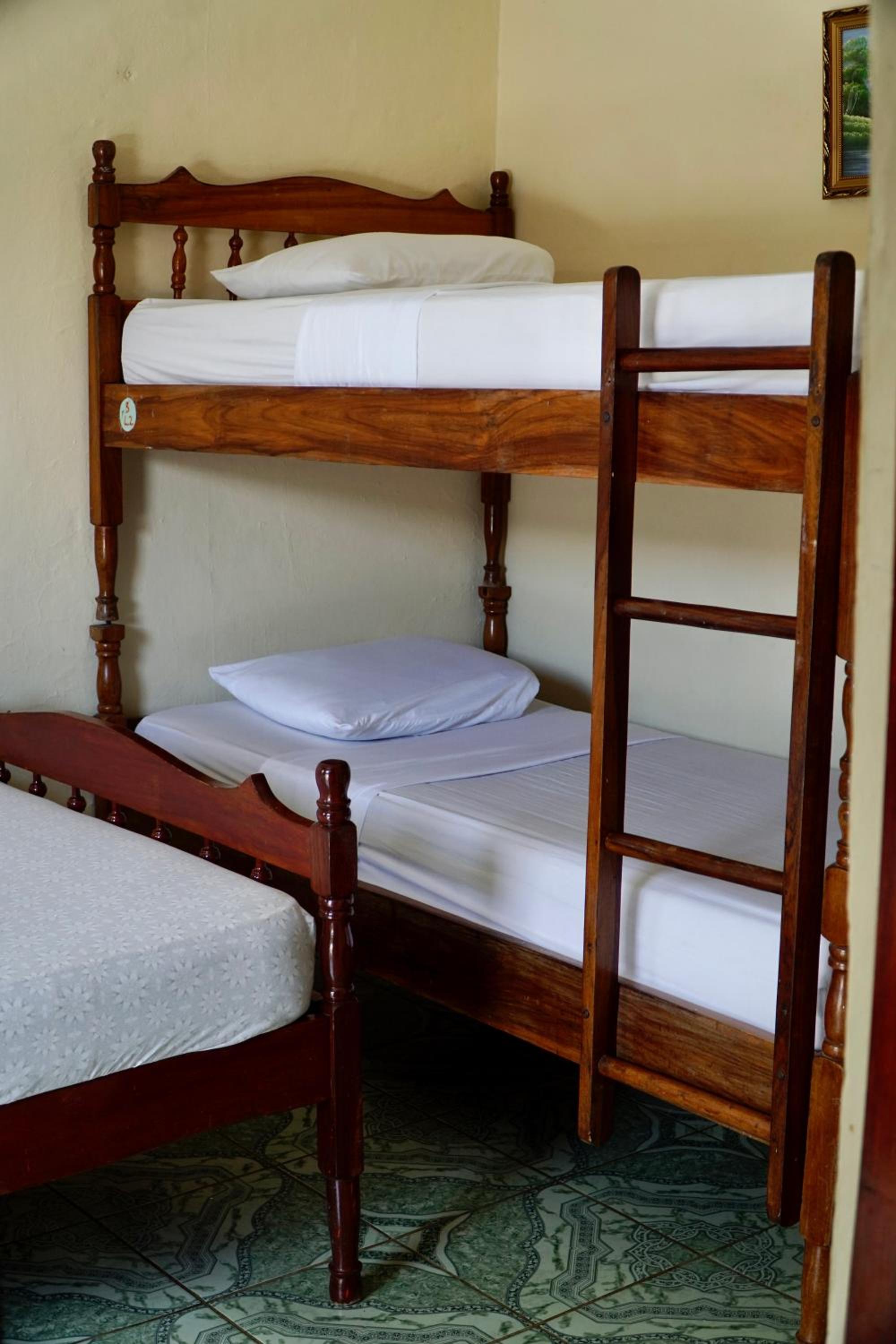 Triple Room with Private Bathroom photo 3
