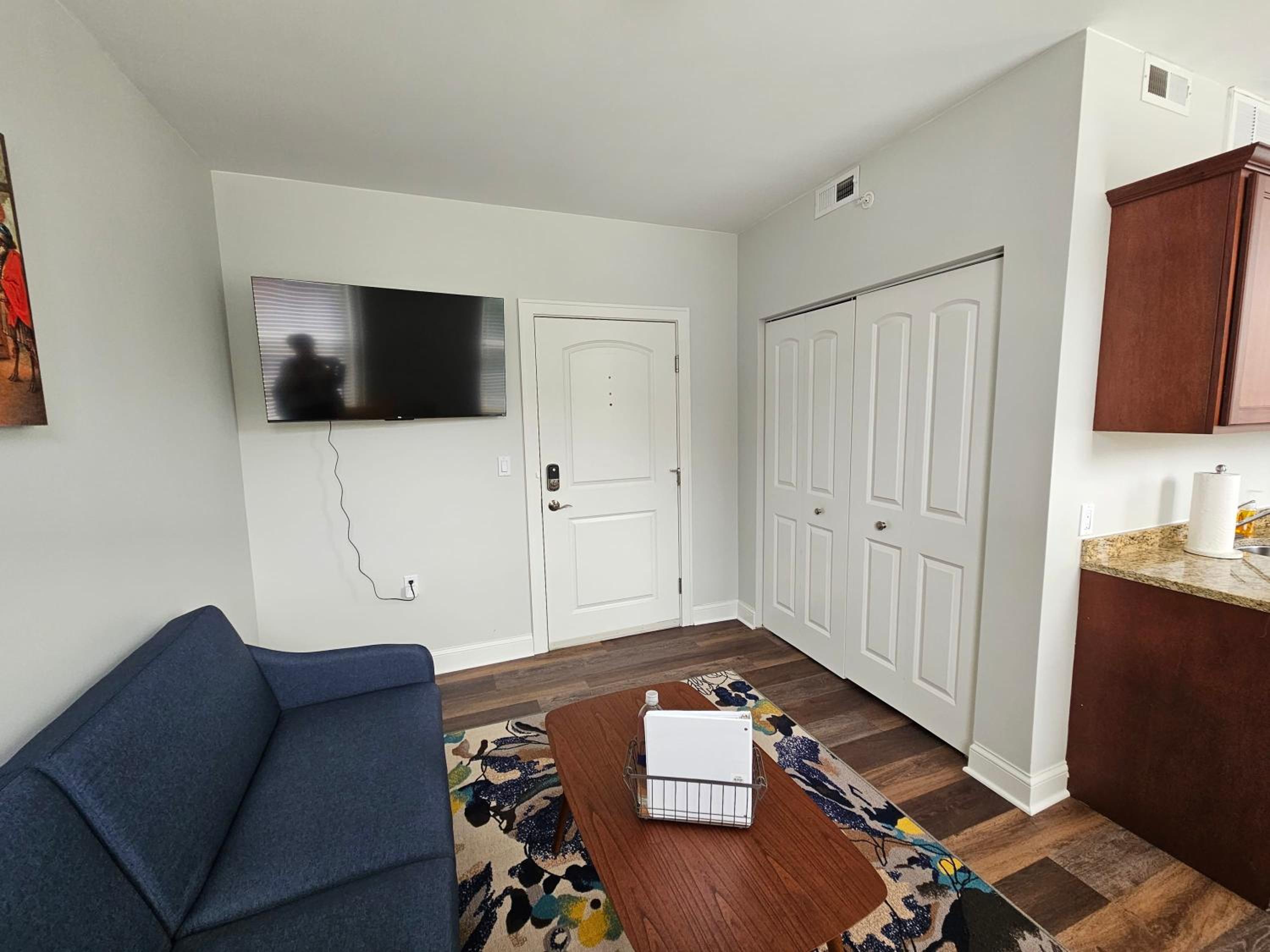 Apartment photo 3