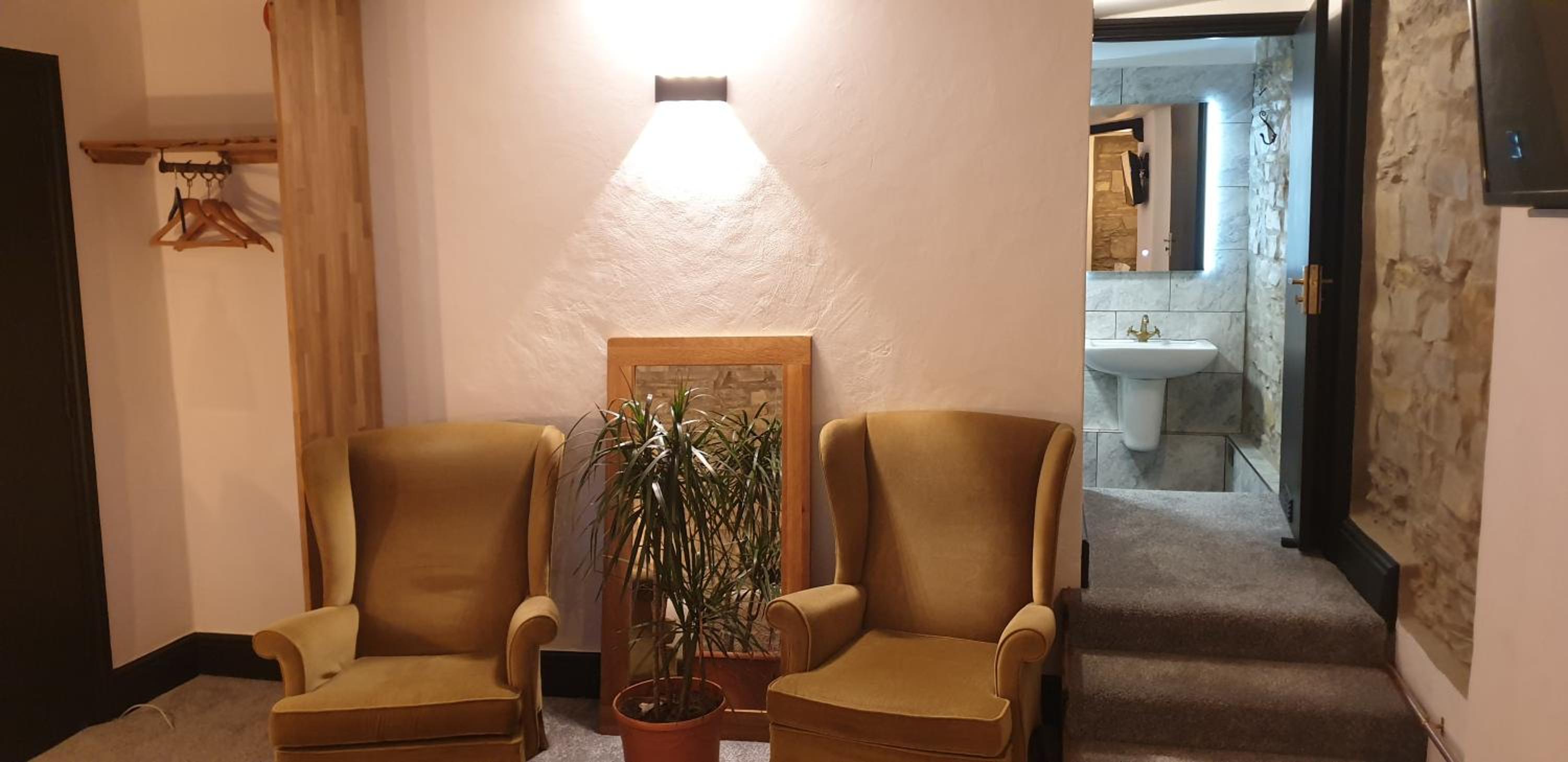 Double Room - Photo 2
