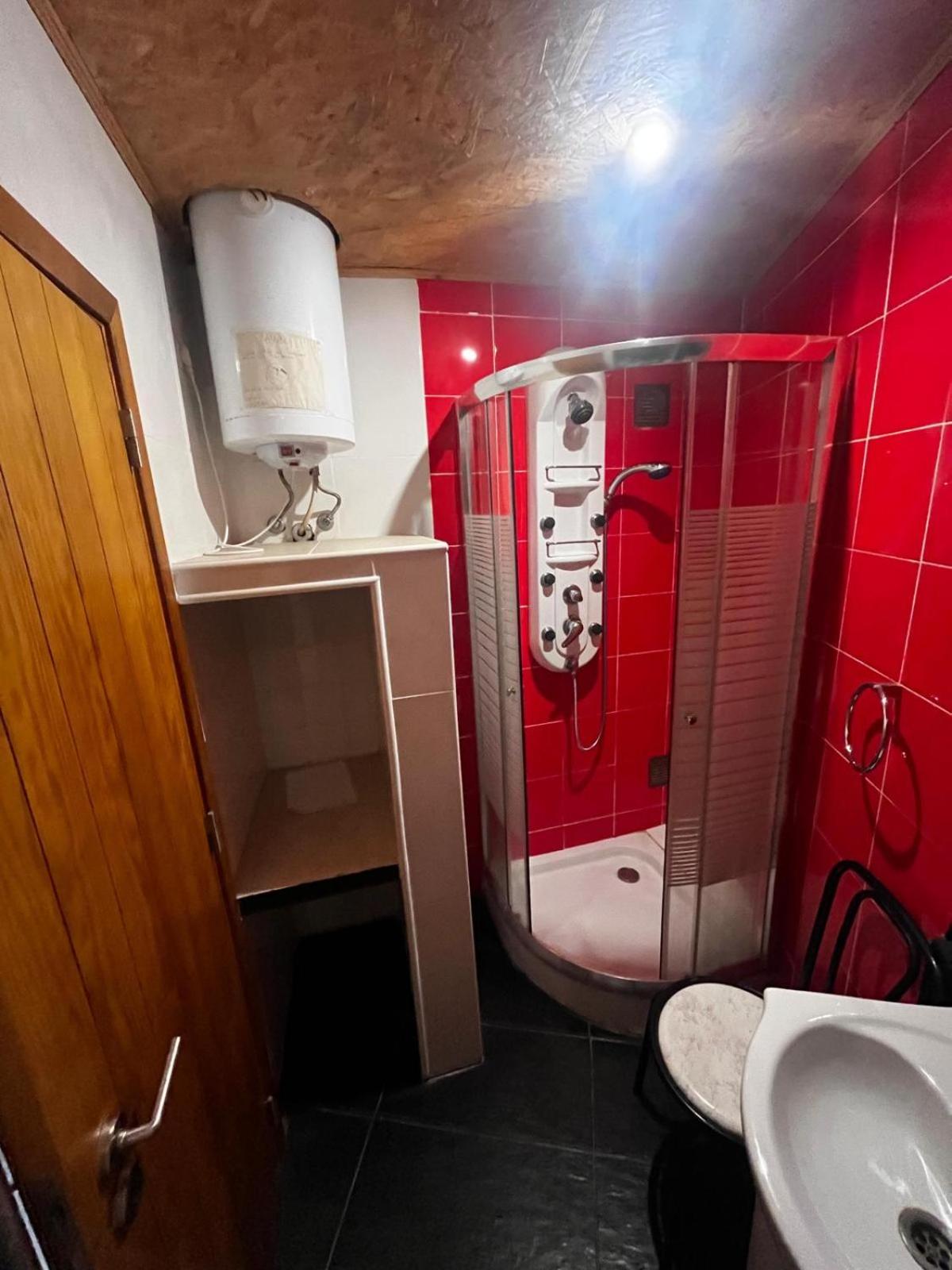 Large Double Room photo 1