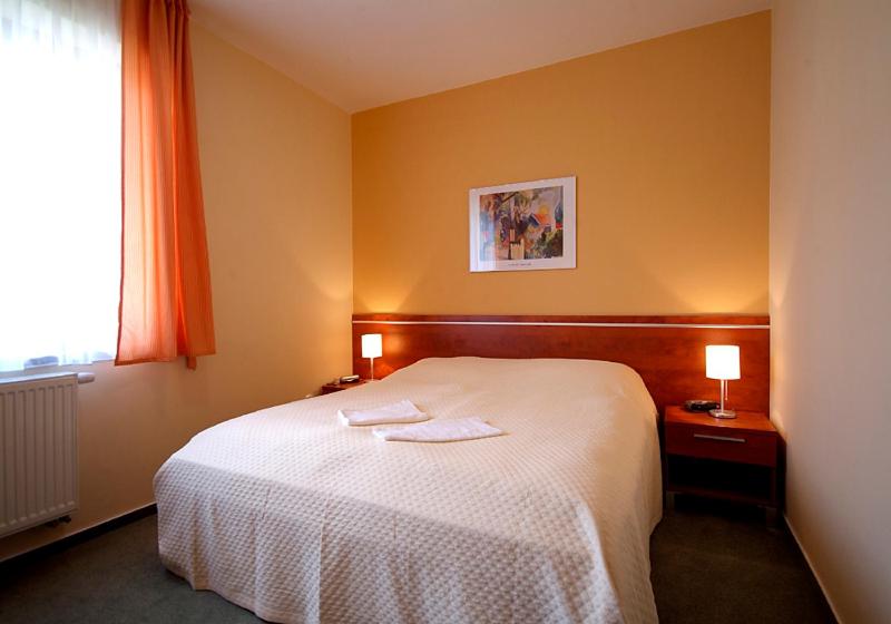 Double Or Twin Room photo 2