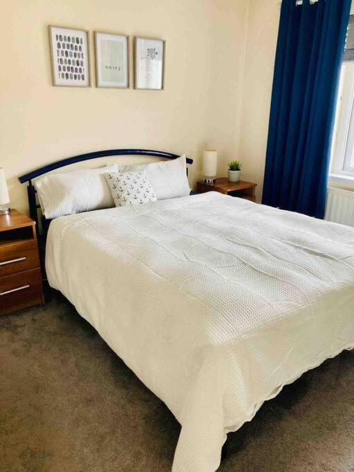 Three-Bedroom House photo 1