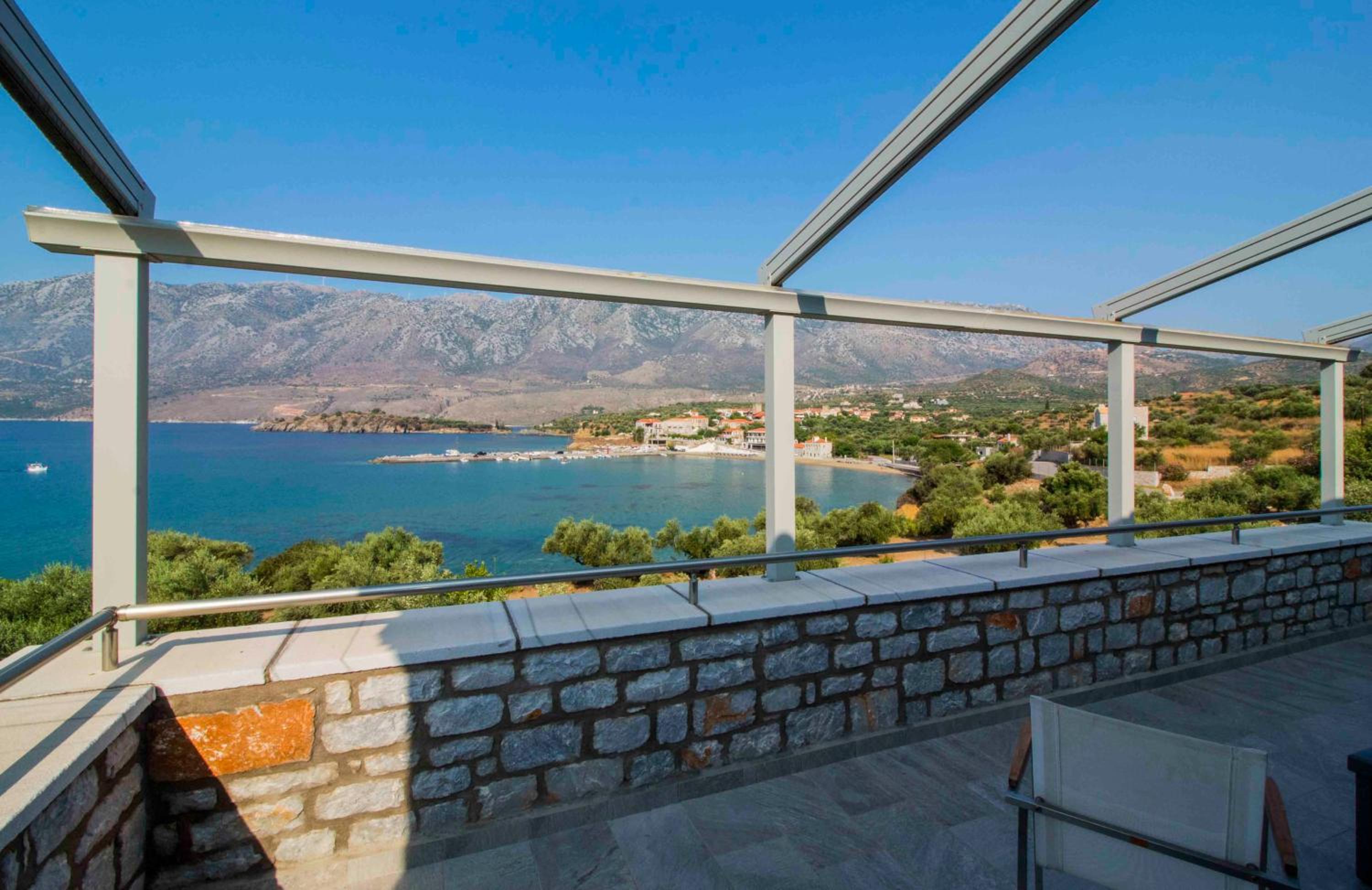 Apartment With Sea View photo 2
