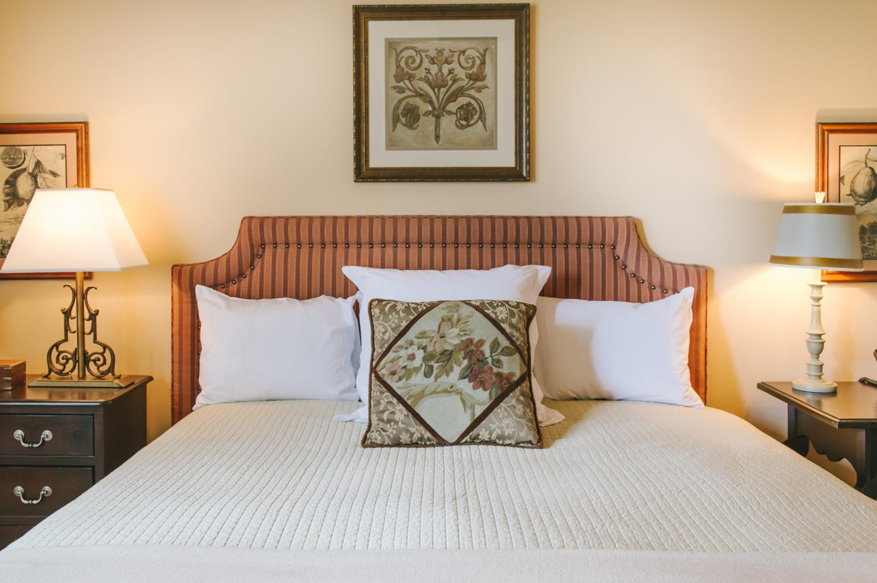 King Suite - Photo 3