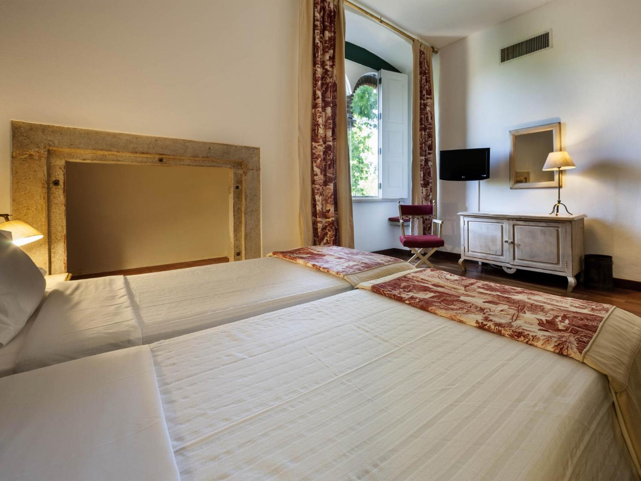 Standard Double Room - Photo 2