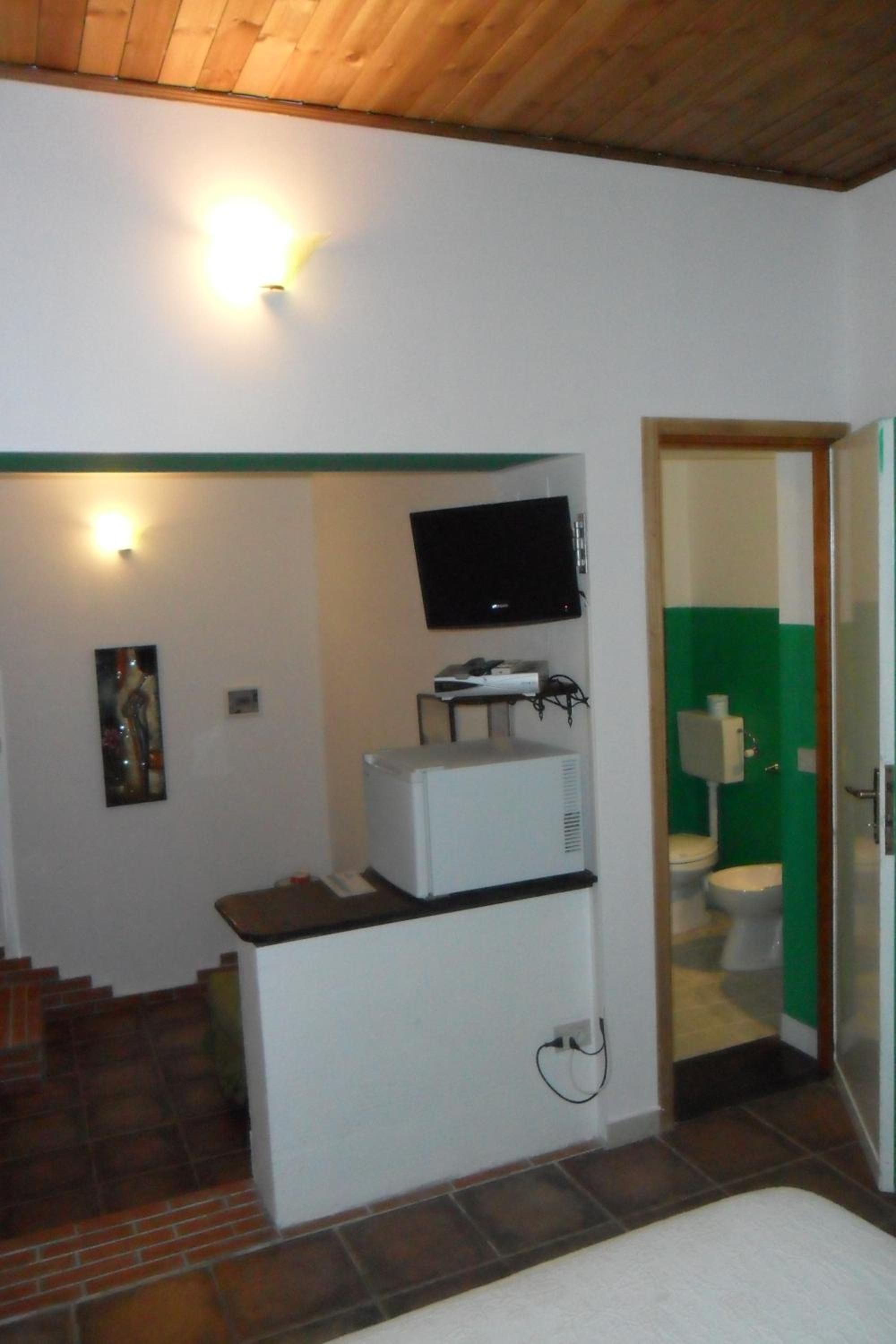 Triple Room with Private Bathroom photo 1