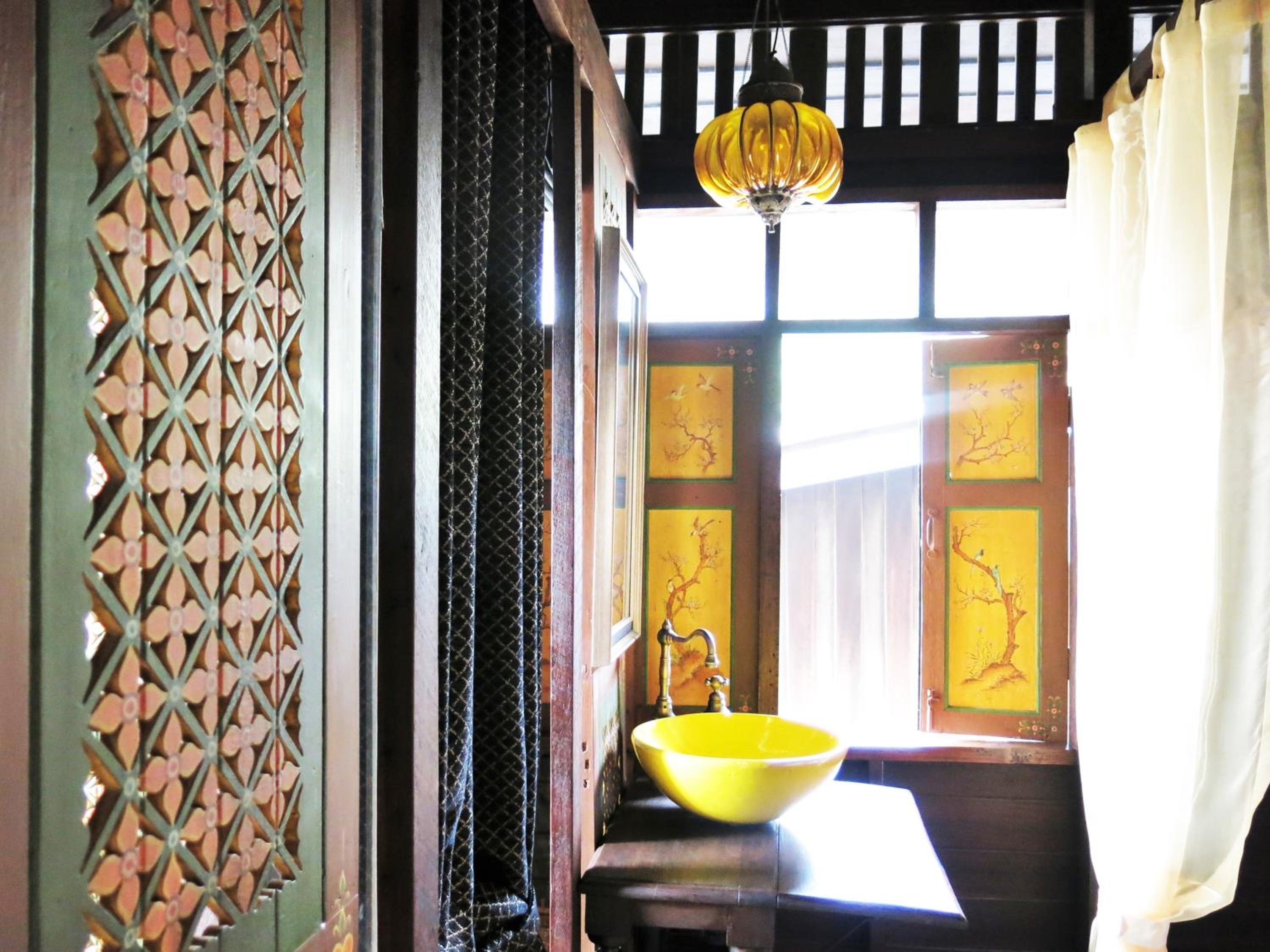 Double Room with Balcony (Golden Crane) - Non-Smoking photo 2
