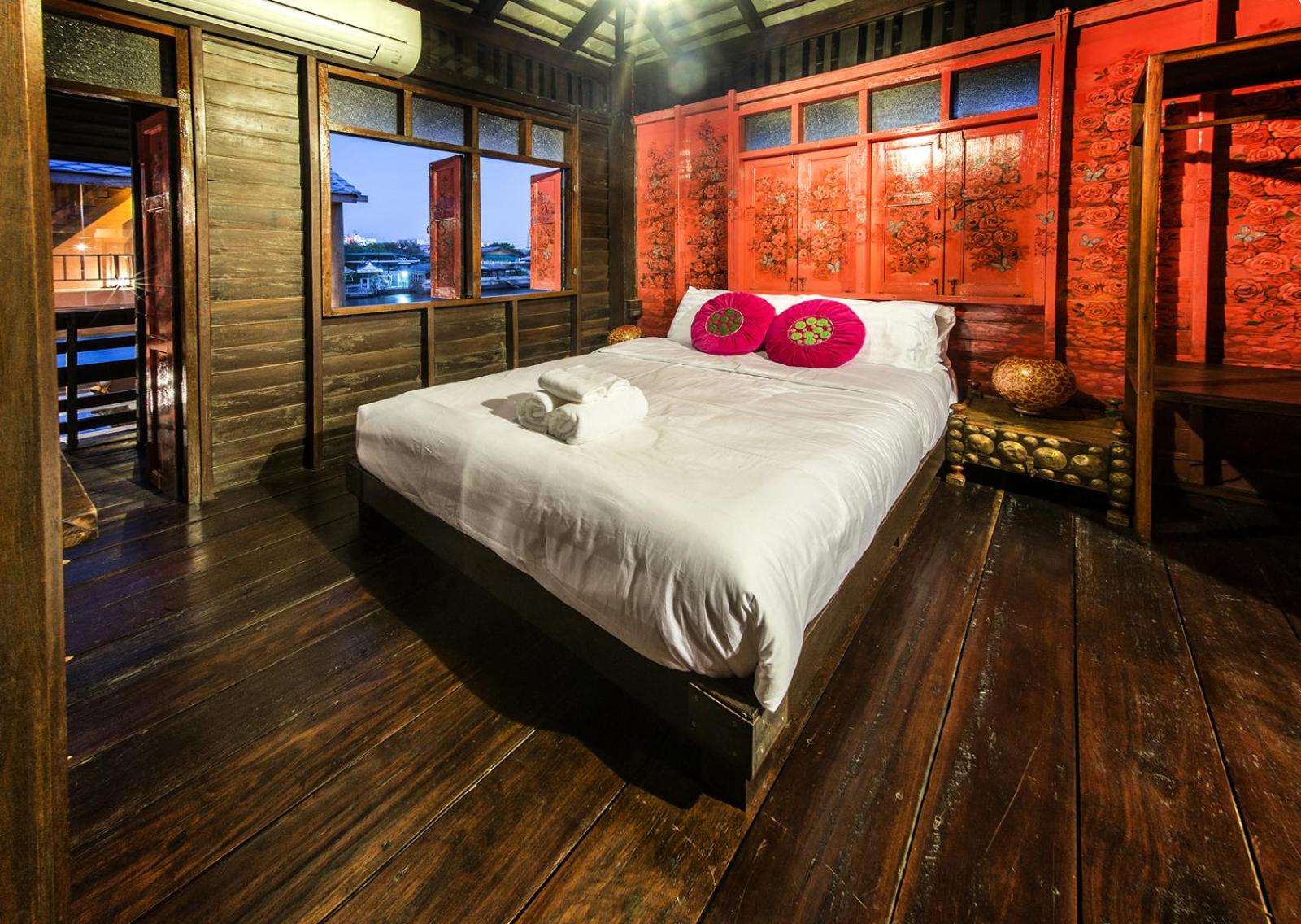 Double Room with Balcony (Flowery) - Non-Smoking photo 2