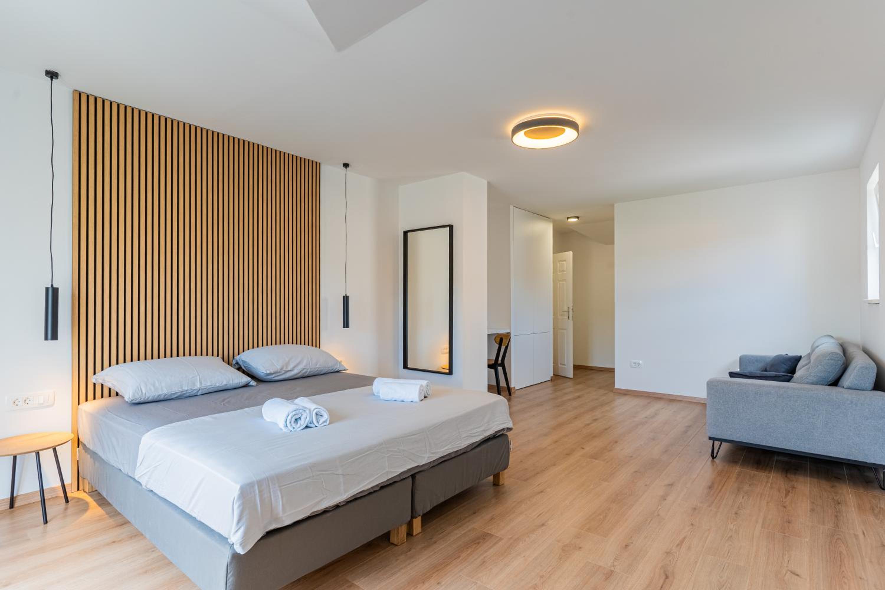 Deluxe Double Room with Balcony and Sea View