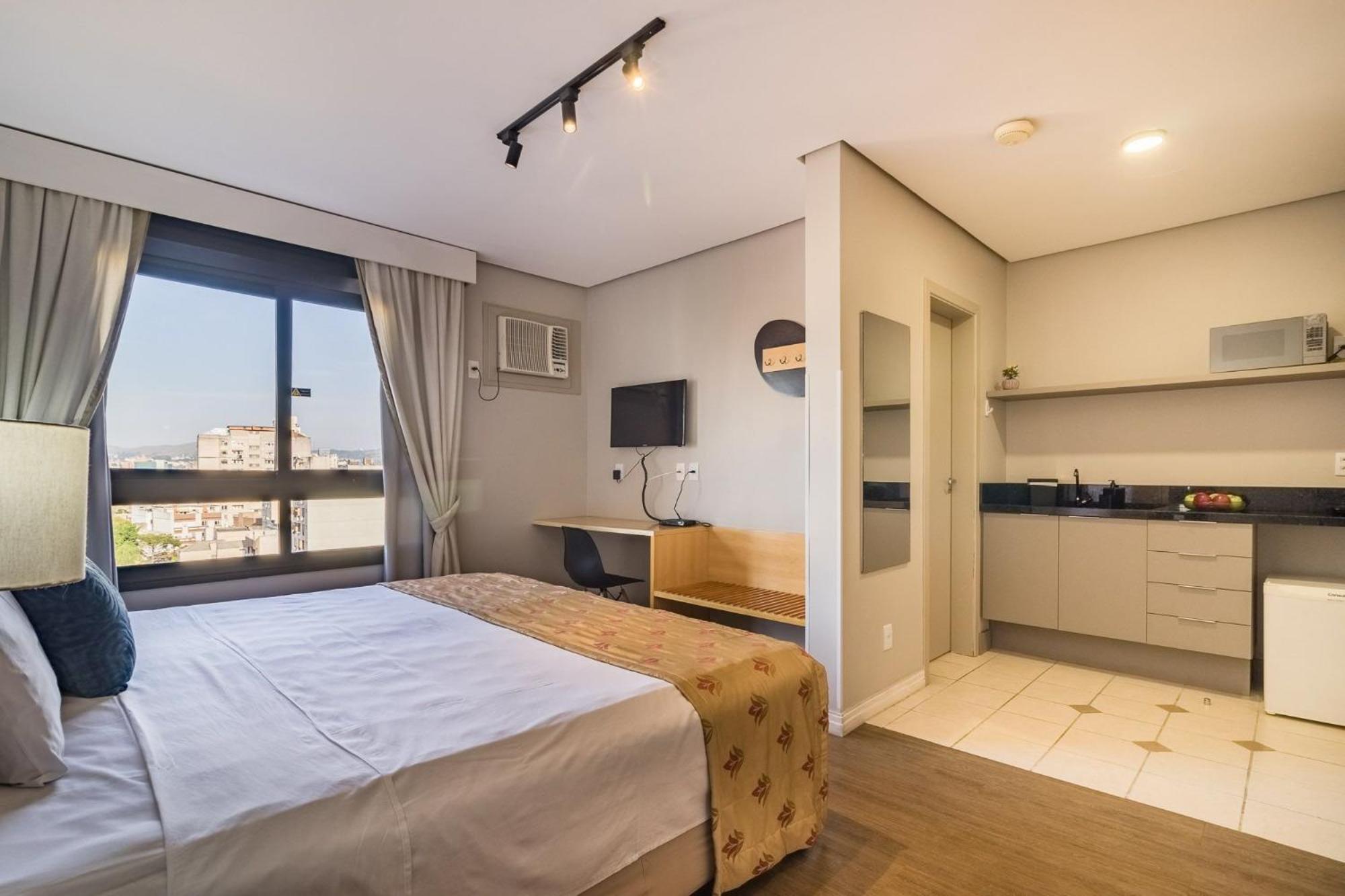 Premium Apartment - Photo 25