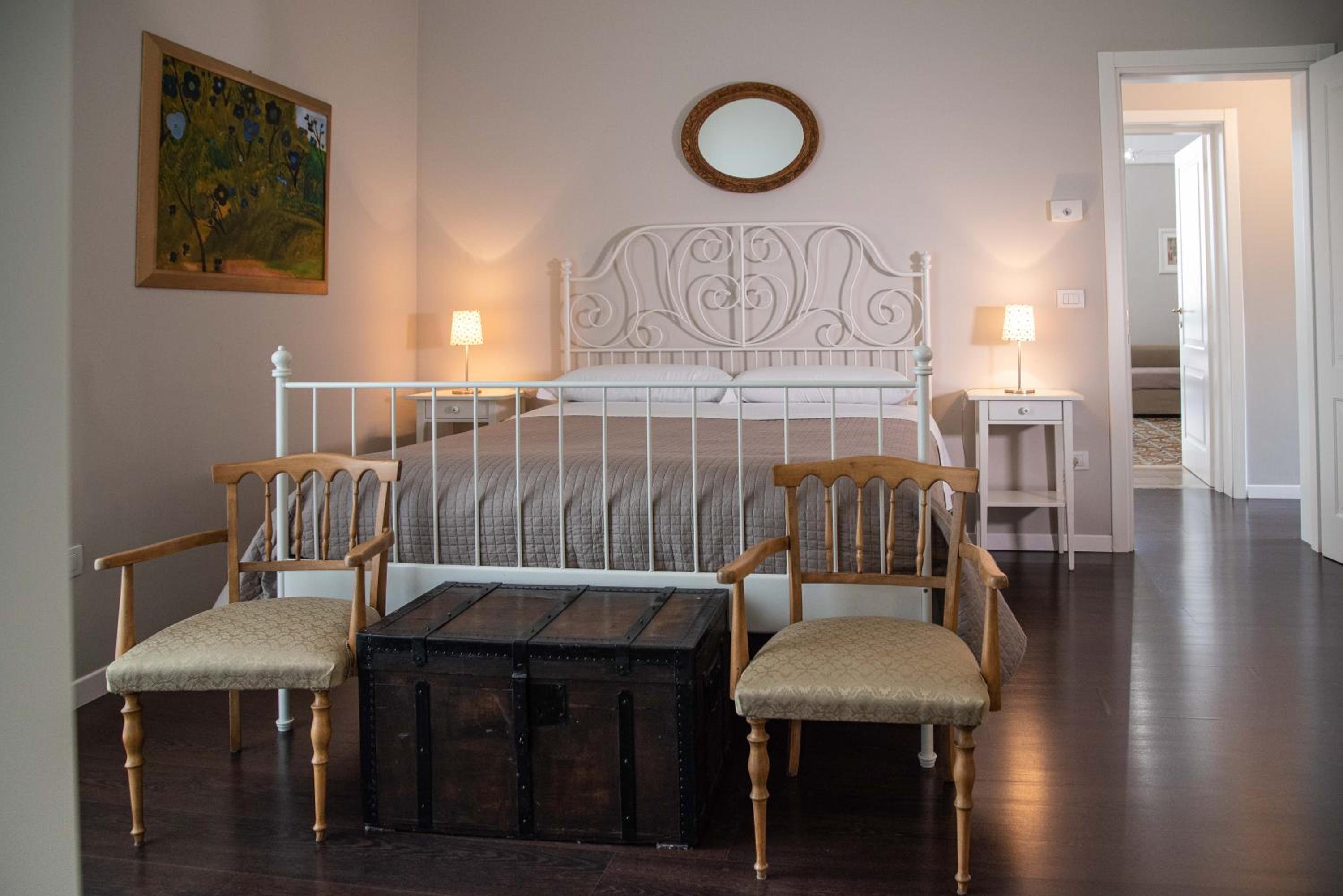 One-Bedroom Apartment - Photo 13
